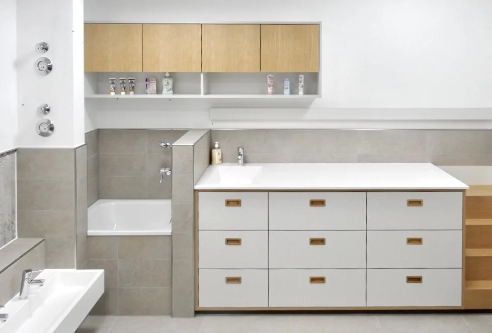 Waschbeckenunterschrank_13.jpg