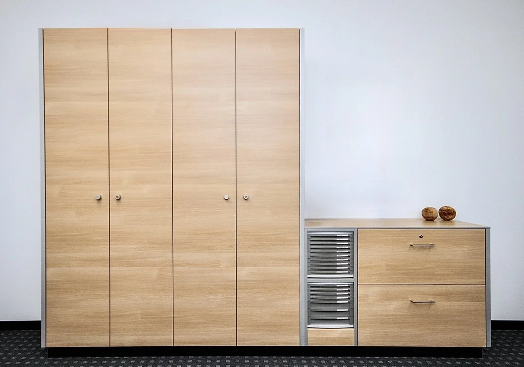 Schrank_1.jpeg