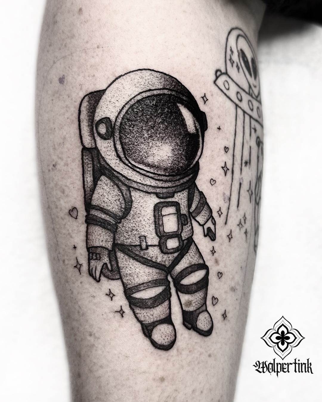 Weiß Dunkel Modern Minimalist Advent Sale Rabatt Instagram Beitrag  (1080 x 1350 px).png