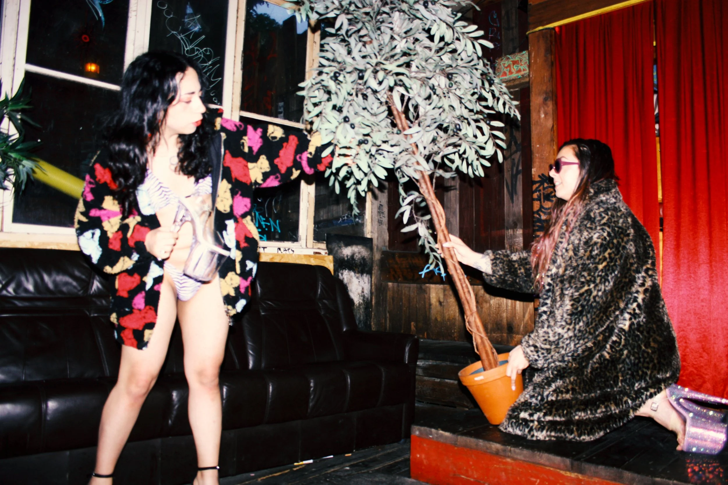 Murder Mystery Show by @Geiler Scheiß