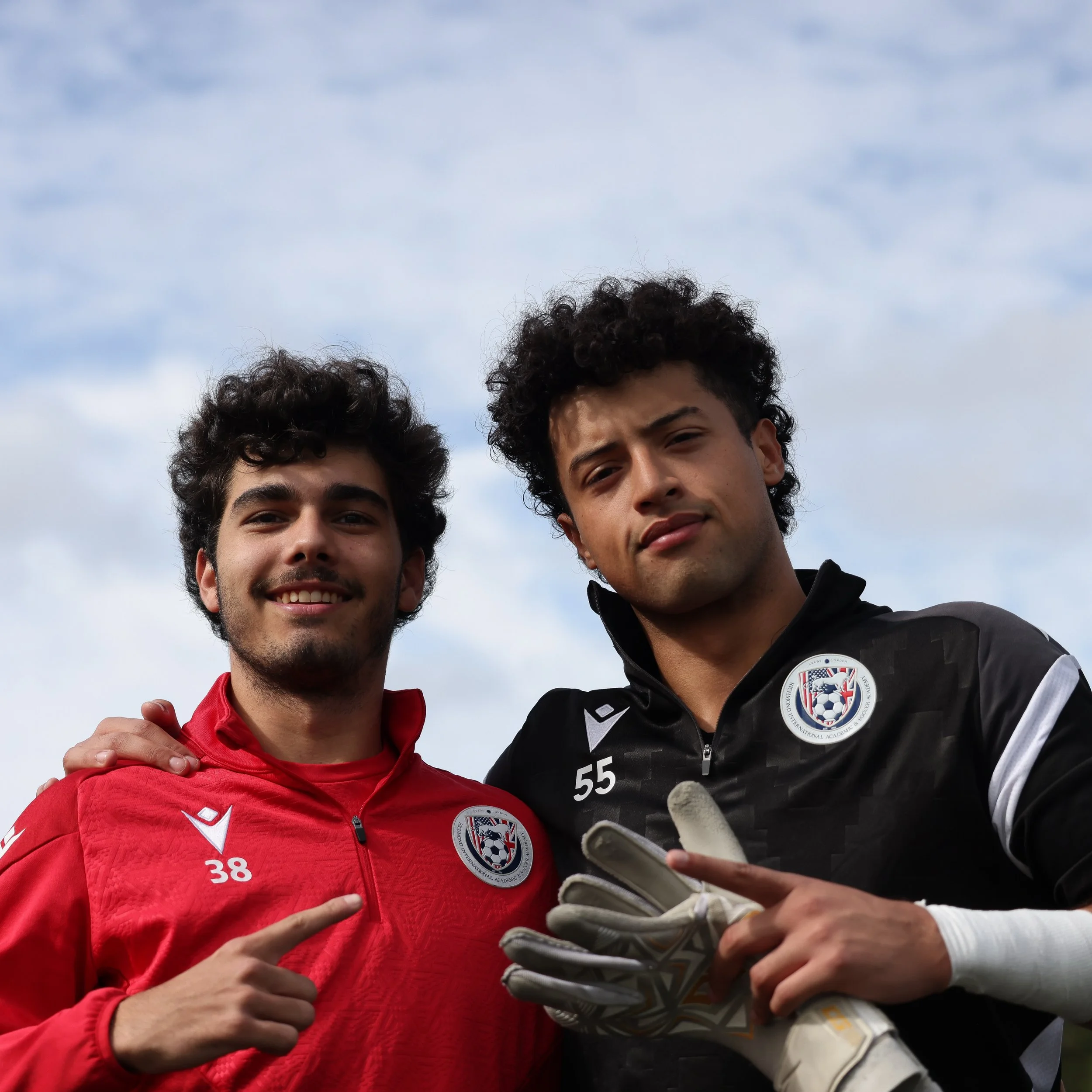Good vibes @ training in pre-season 😎🙌

#collegesoccer #uscollegesoccer #ukcollegesoccer #mensfootball #soccertraining