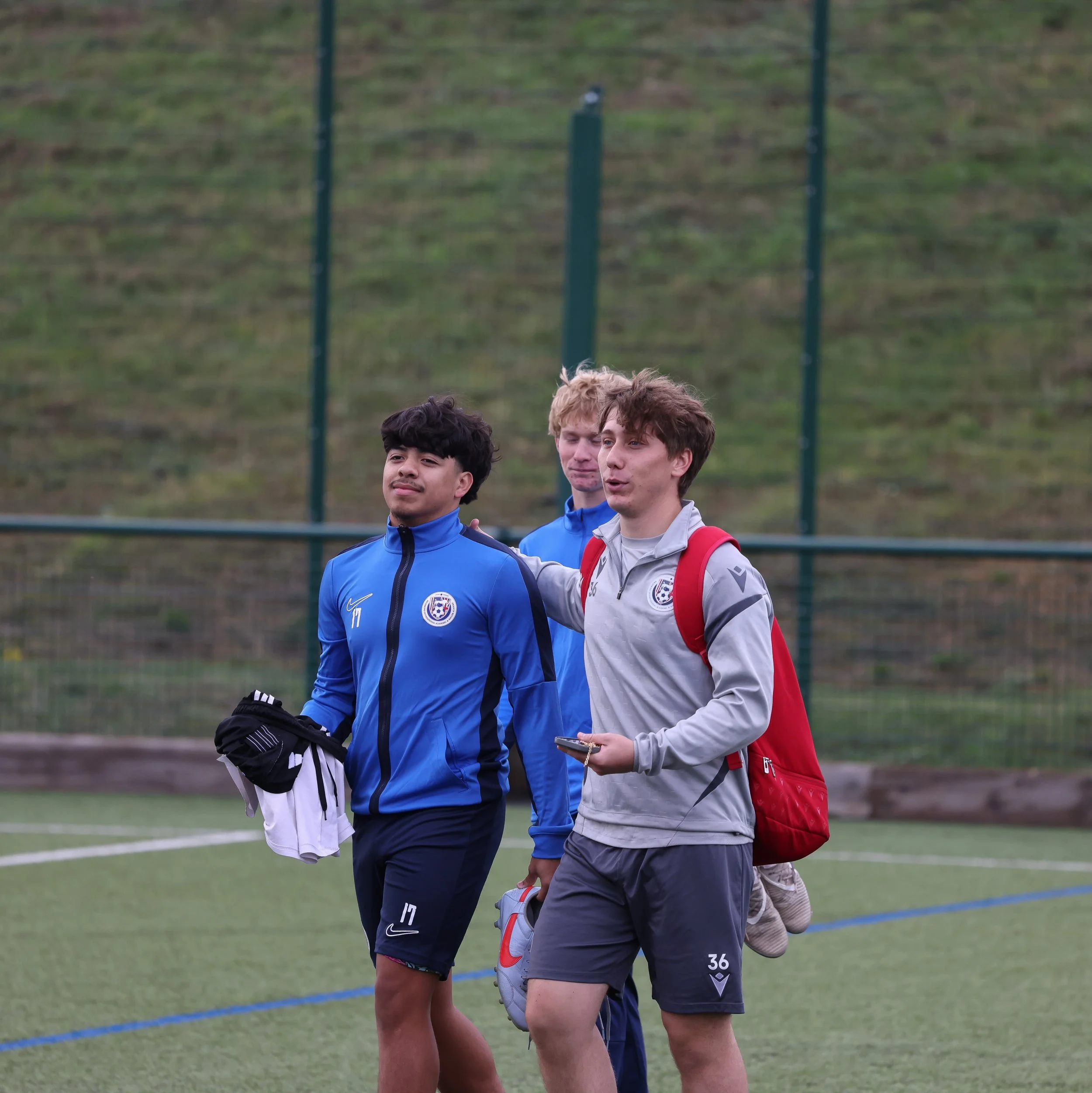 Welcome to RIASA! ⚽️🇬🇧

Our October Taster Week students have arrived in Leeds and got straight to work with their first training session today!

A great start to what promises to be an exciting week of football, learning and experiencing life at R