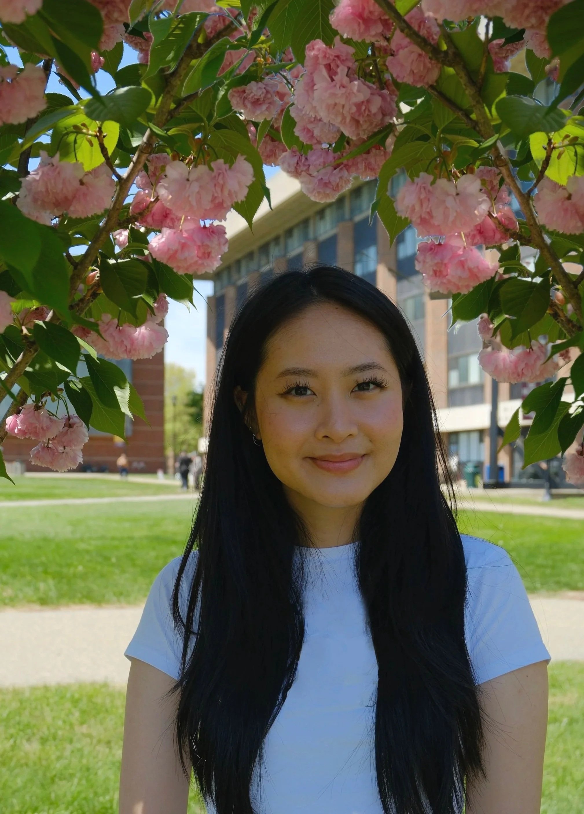 Professional headshot photo of Sam Song, Pre-Licensed Staff Therapist