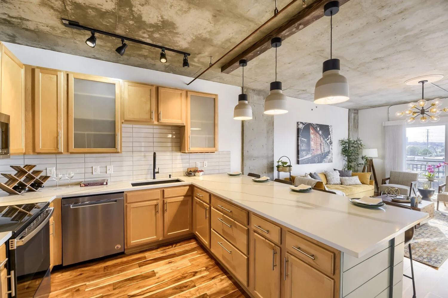 1475 Delgany St #608 - Web Quality - 010 - 10 Kitchen.jpg