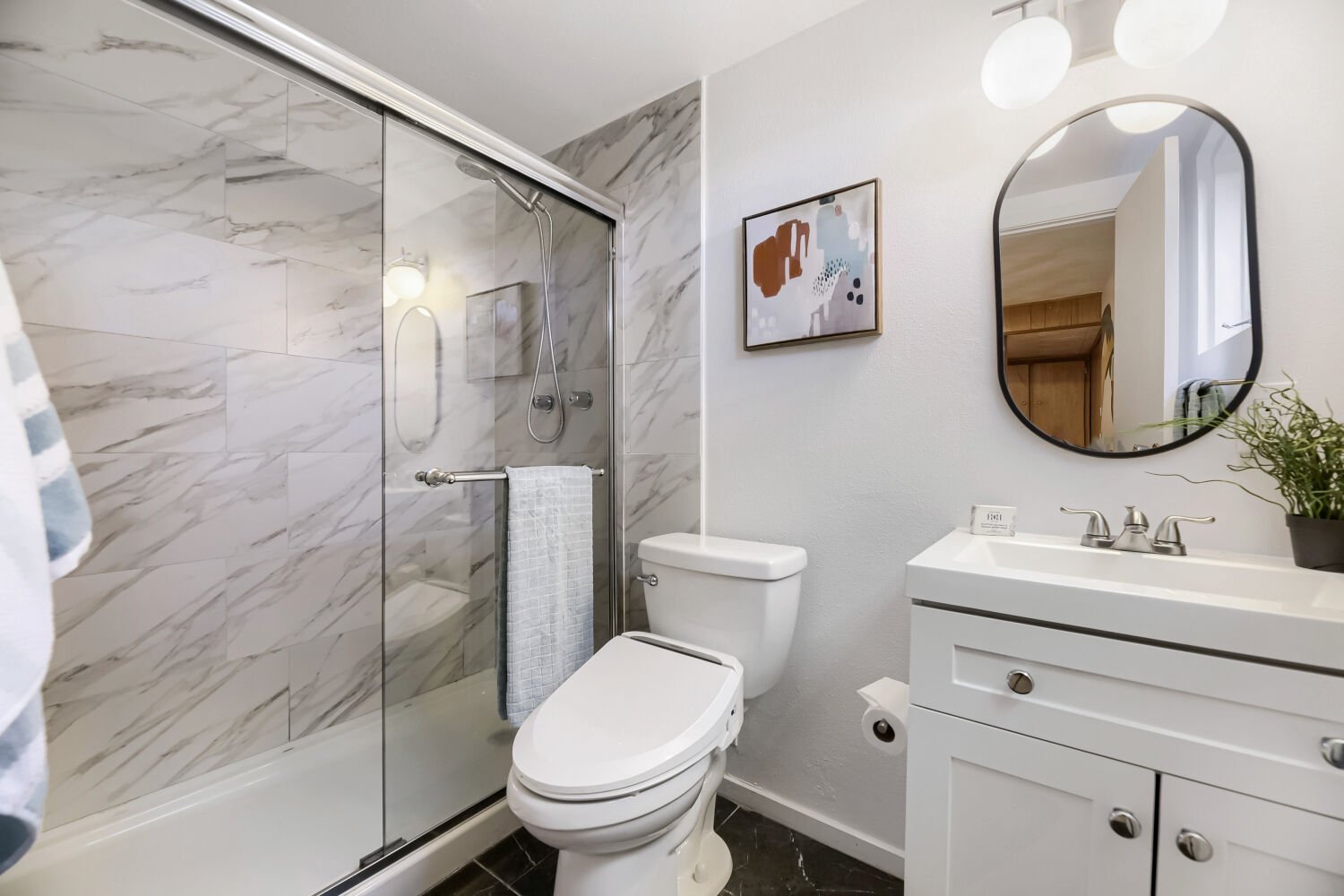 3326 S Verbena Ct - Web Quality - 029 - 29 Bathroom.jpg