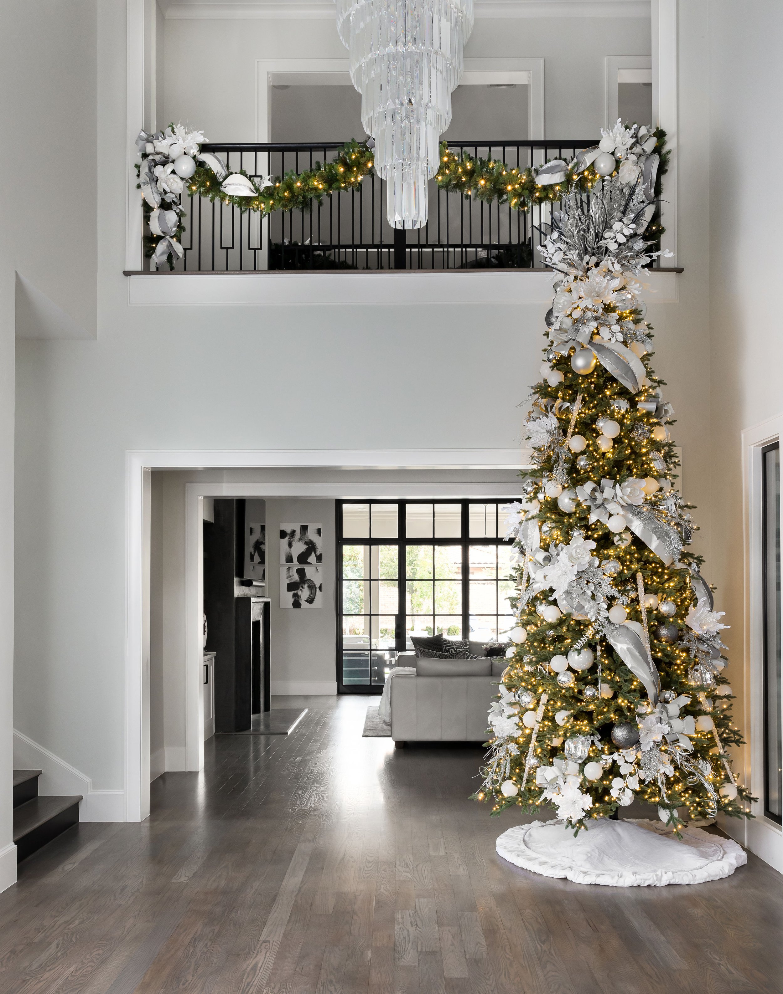 The Holiday Curators Delaneys Design Christmas 1.jpg