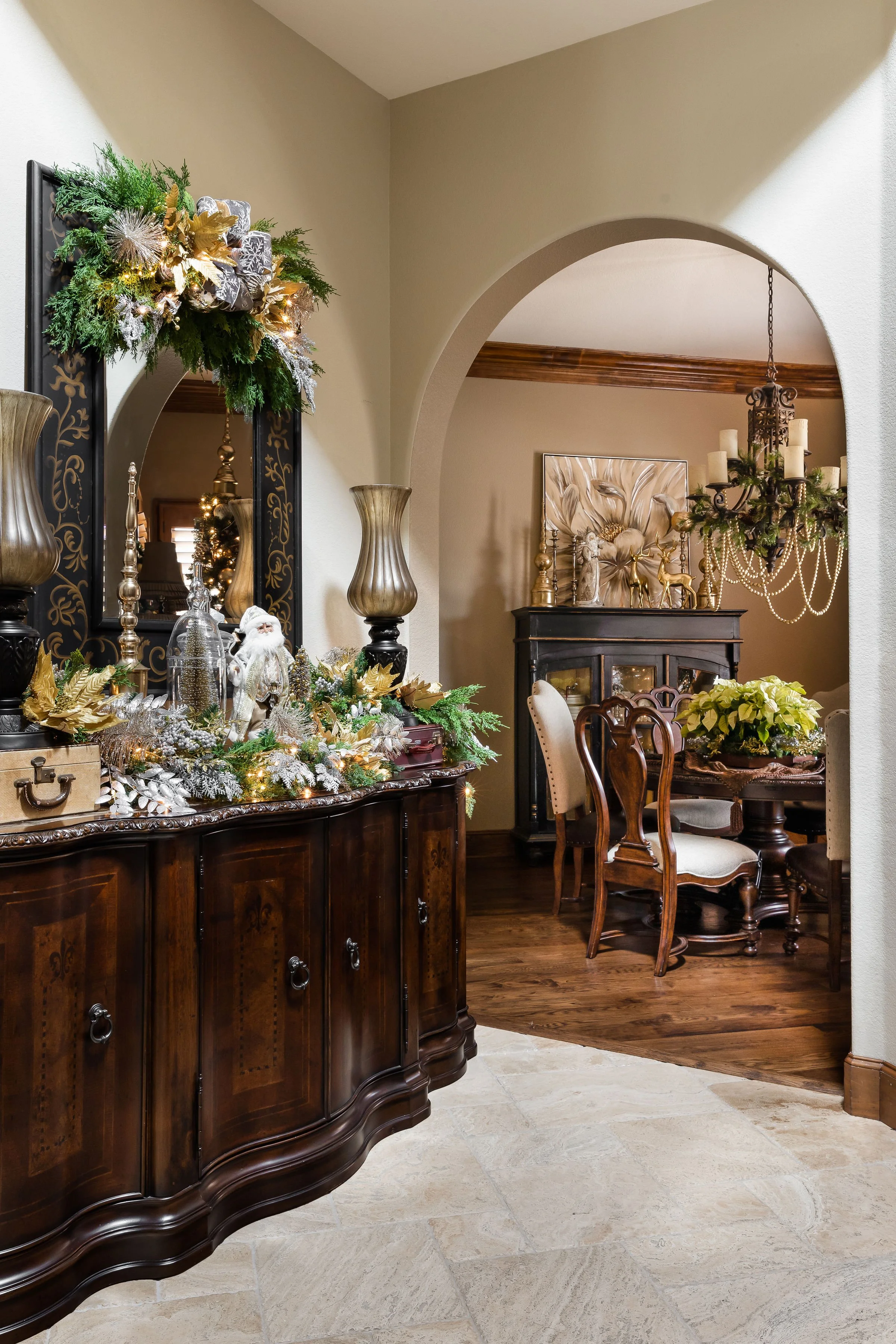 The Holiday Curators Delaneys Design Christmas 4.jpg