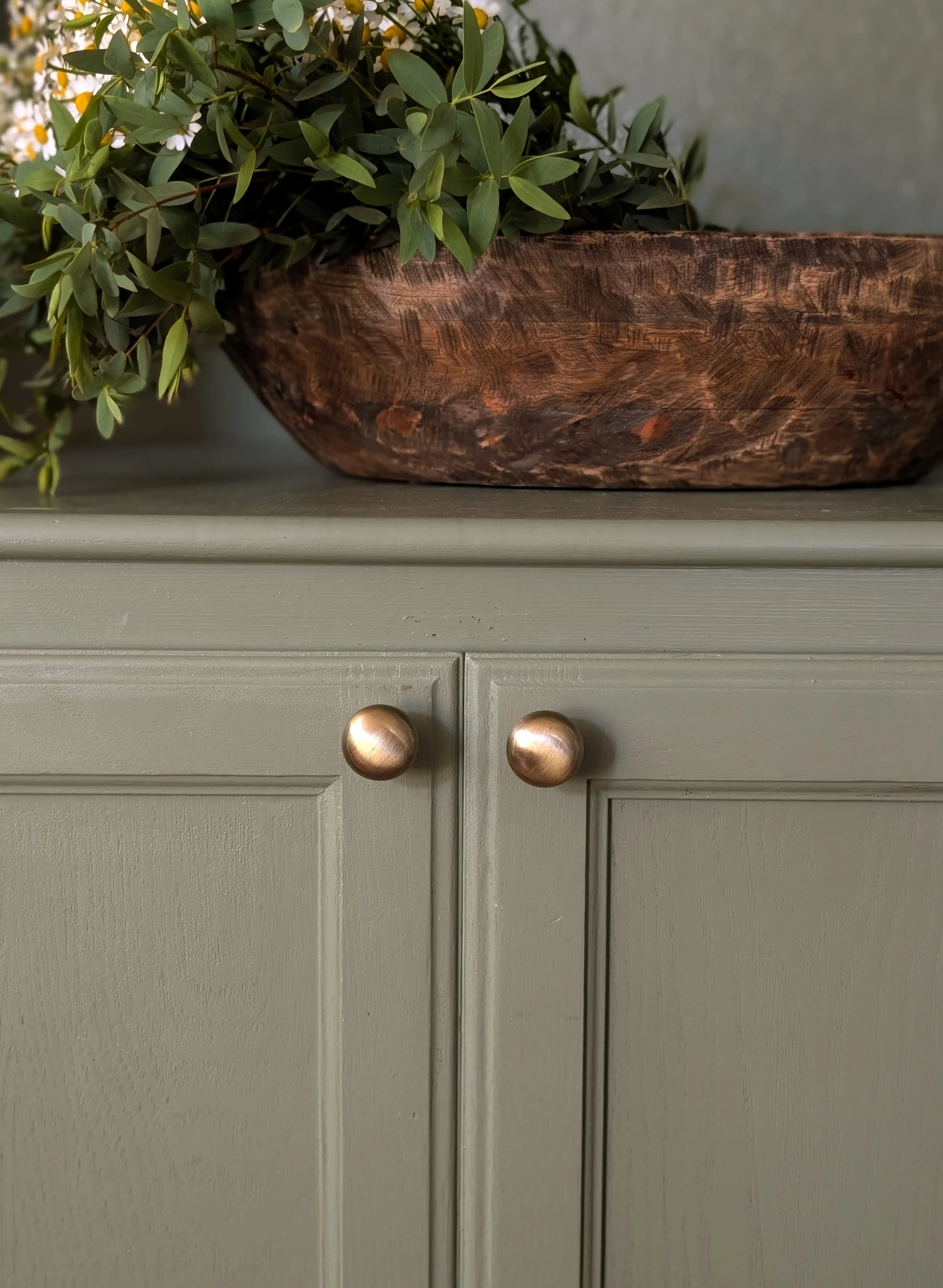 Your Room Looks Fine. But Here’s Why It Still Feels Empty