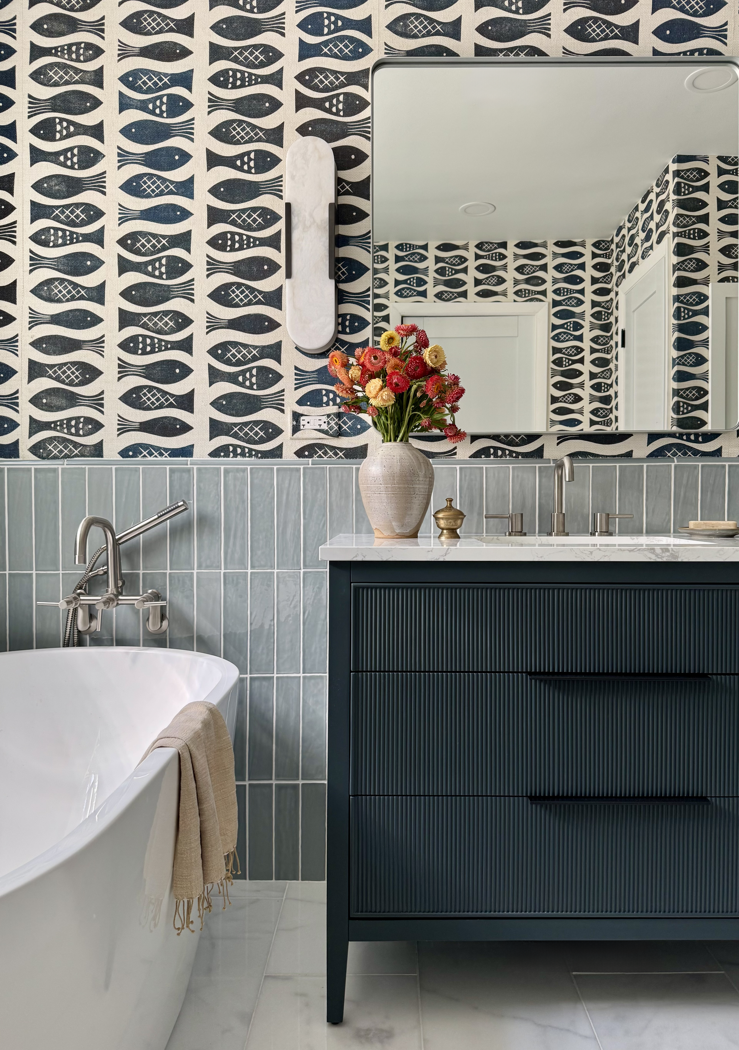 Sink and Tub Cut.png