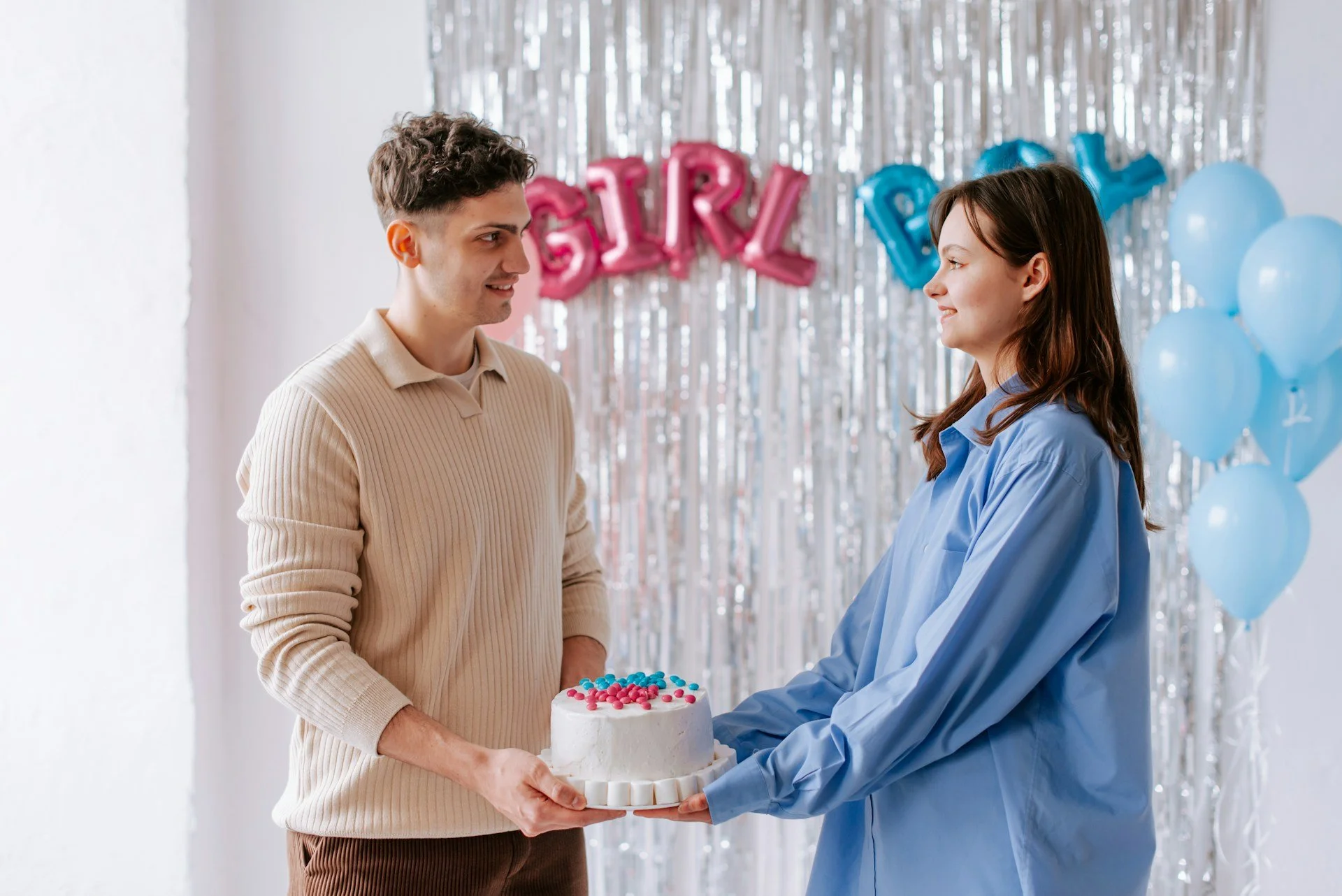 How to Keep Family Involved in Virtual Baby Showers This Holiday