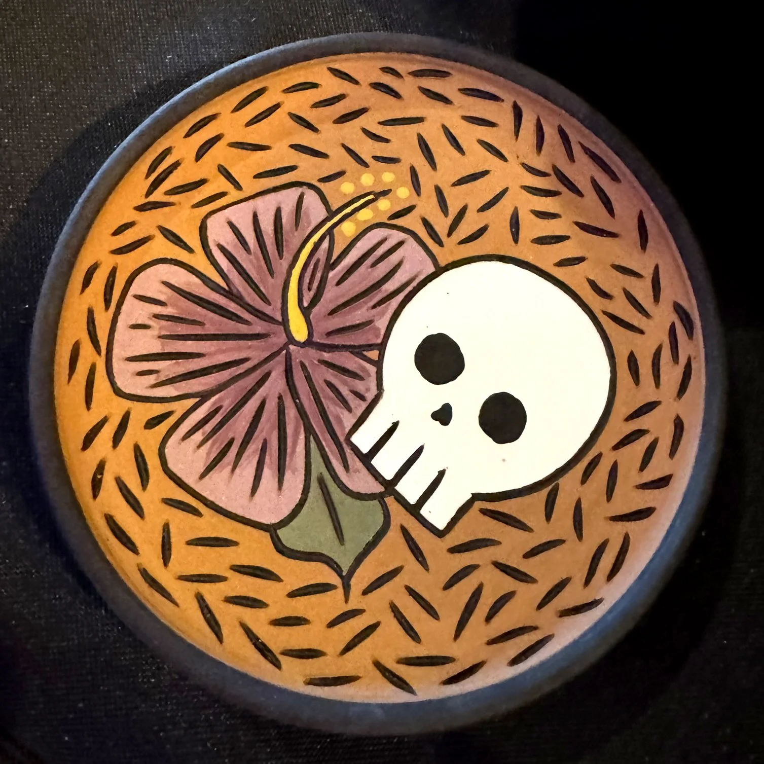 HTP_SkullHibiscusDish.jpg