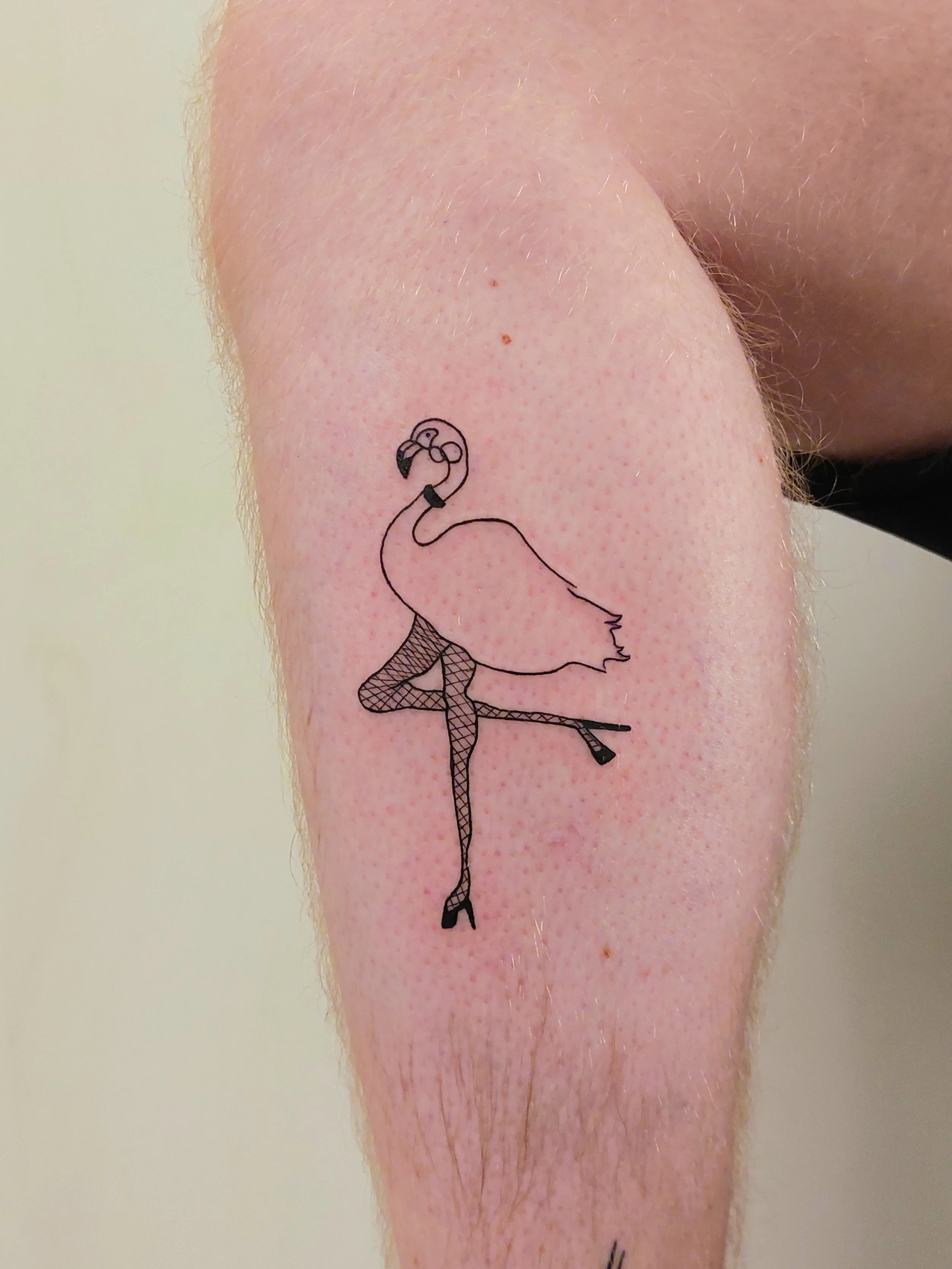 Steff_biscuitsandbunnies_Tattoo_Wien_Flamingo_Lady_20240217_172906.jpg