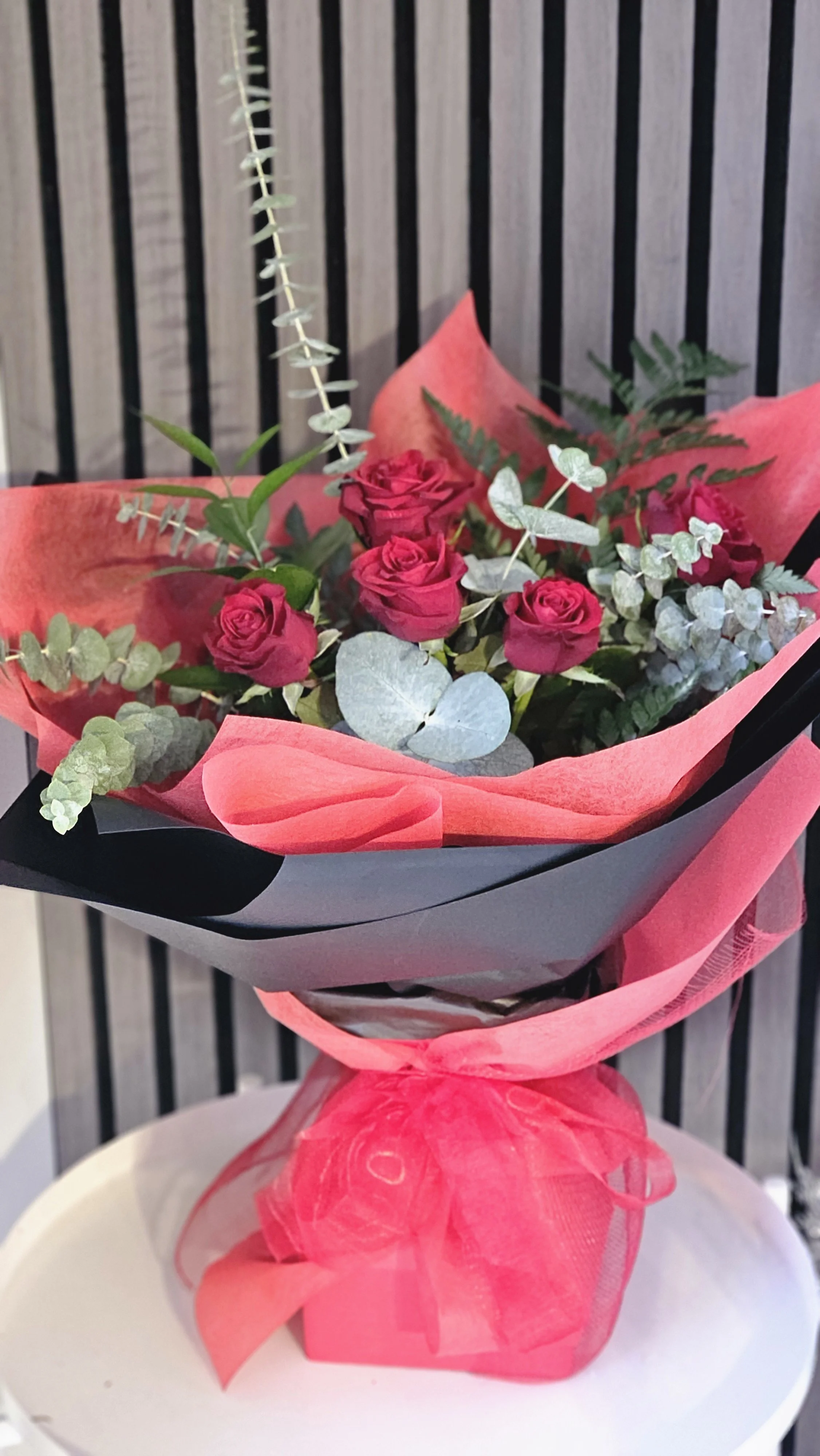 Five Roses, One Heart