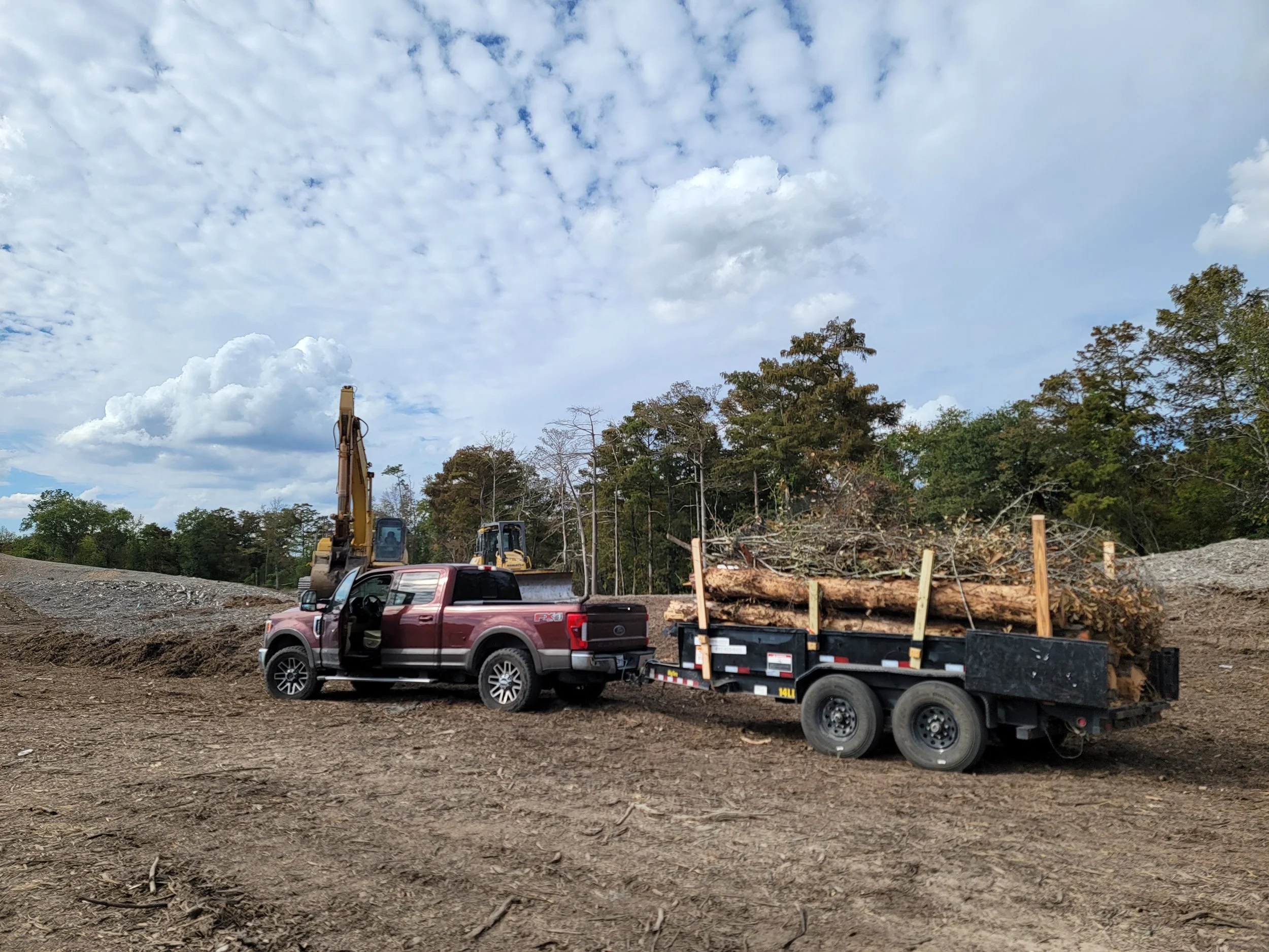 Go from an overgrown lot to a brand new yard with our land clearing services!