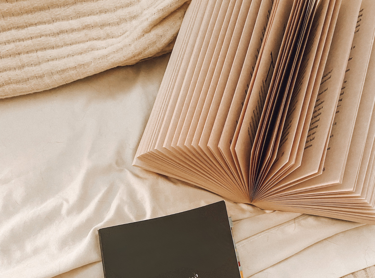 How to Build a Loyal Reader Community on Social Media