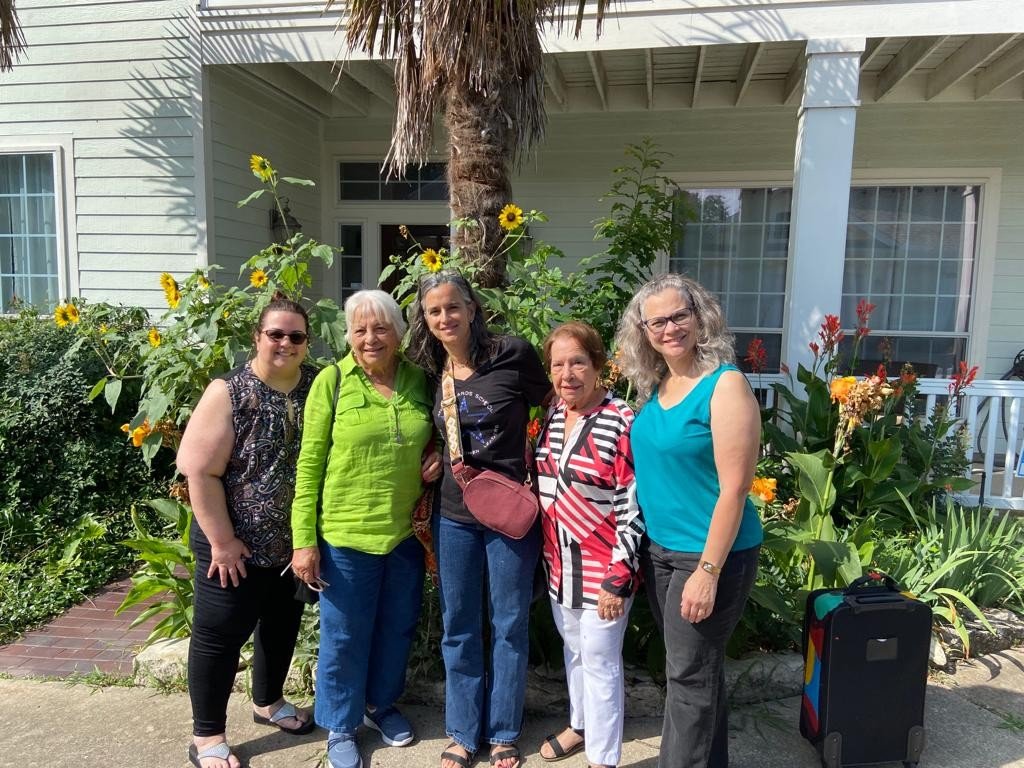 Alexandra, Tere, Raquel, Cuqui, Ana Tere in Austin, 2023