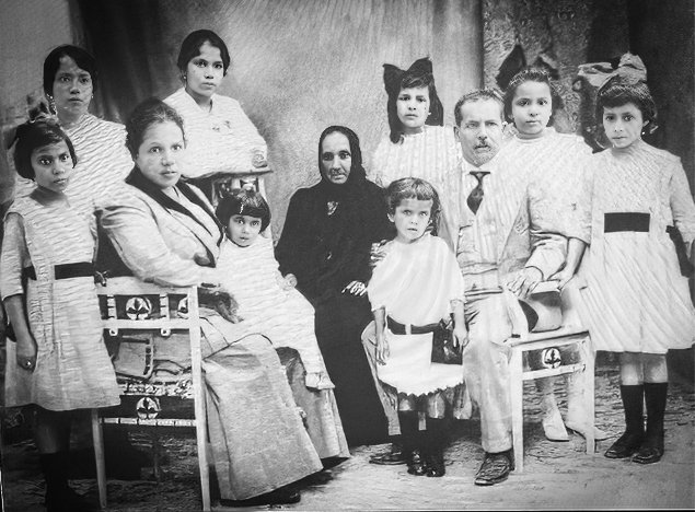 Mamitin's Family (Garau)