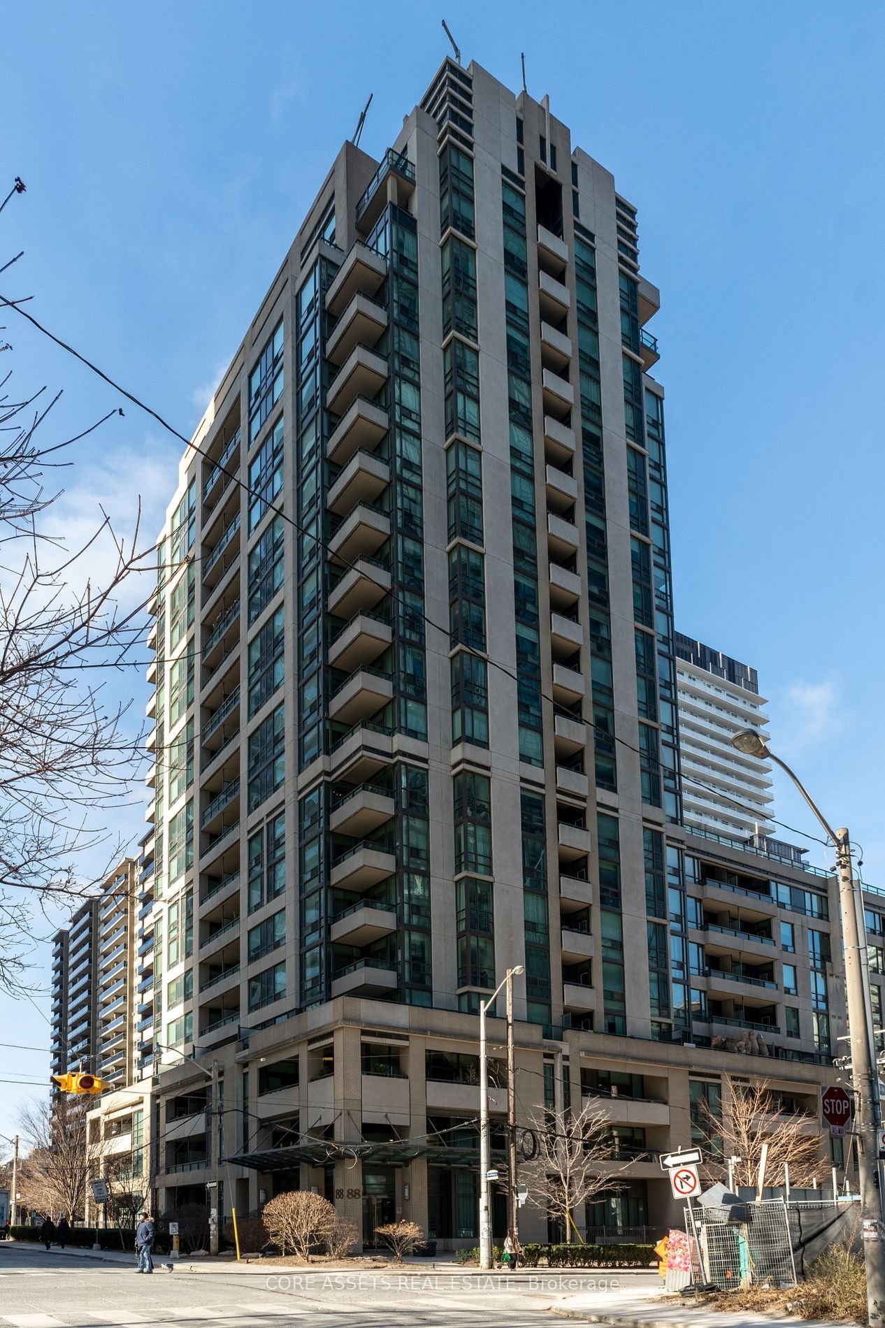 88 Broadway Ave 1004, Toronto