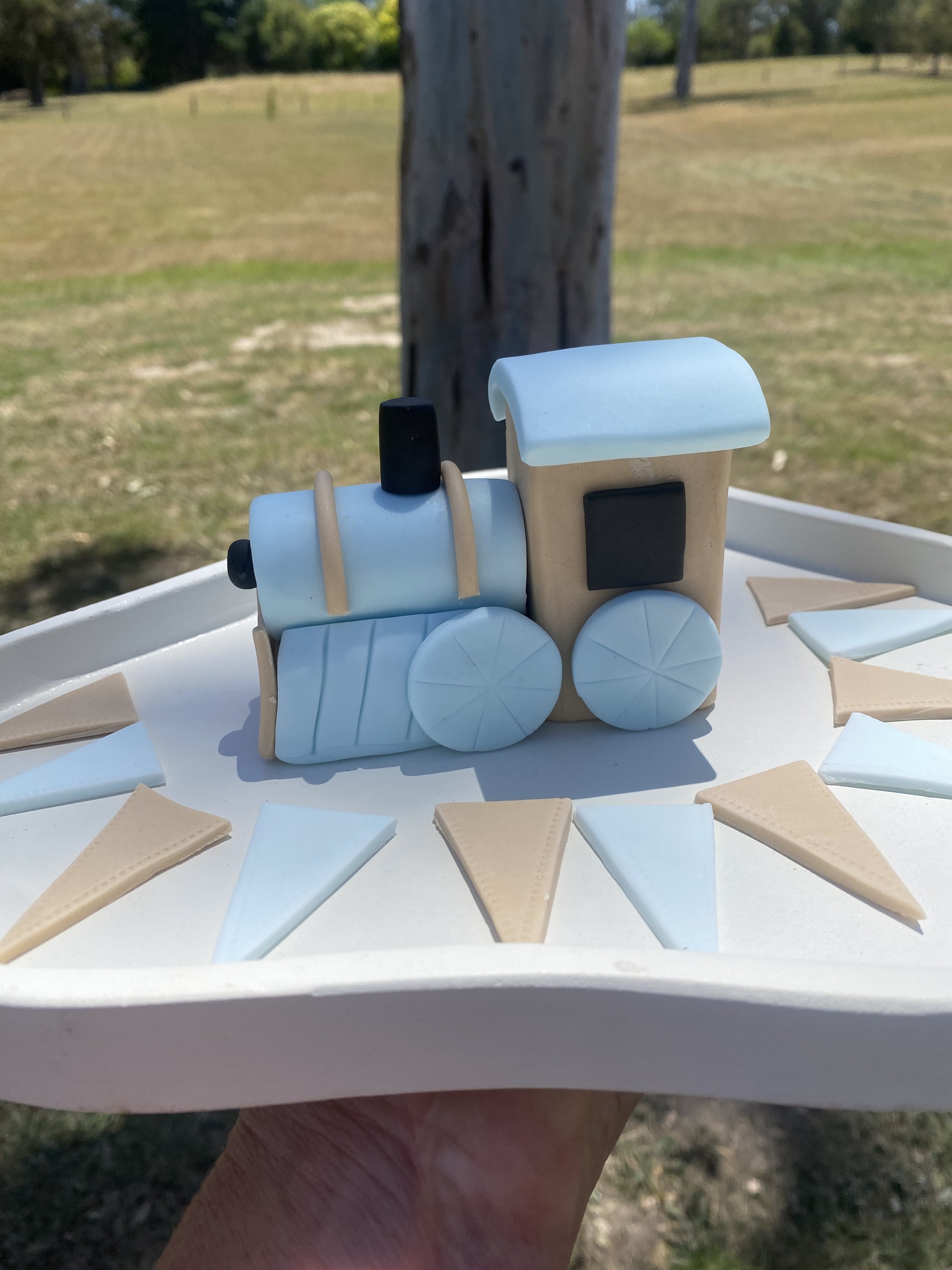 fondant train cake topper, train cake, boy cake, boy birthday, birthday cake ideas,train and bunting cake topper