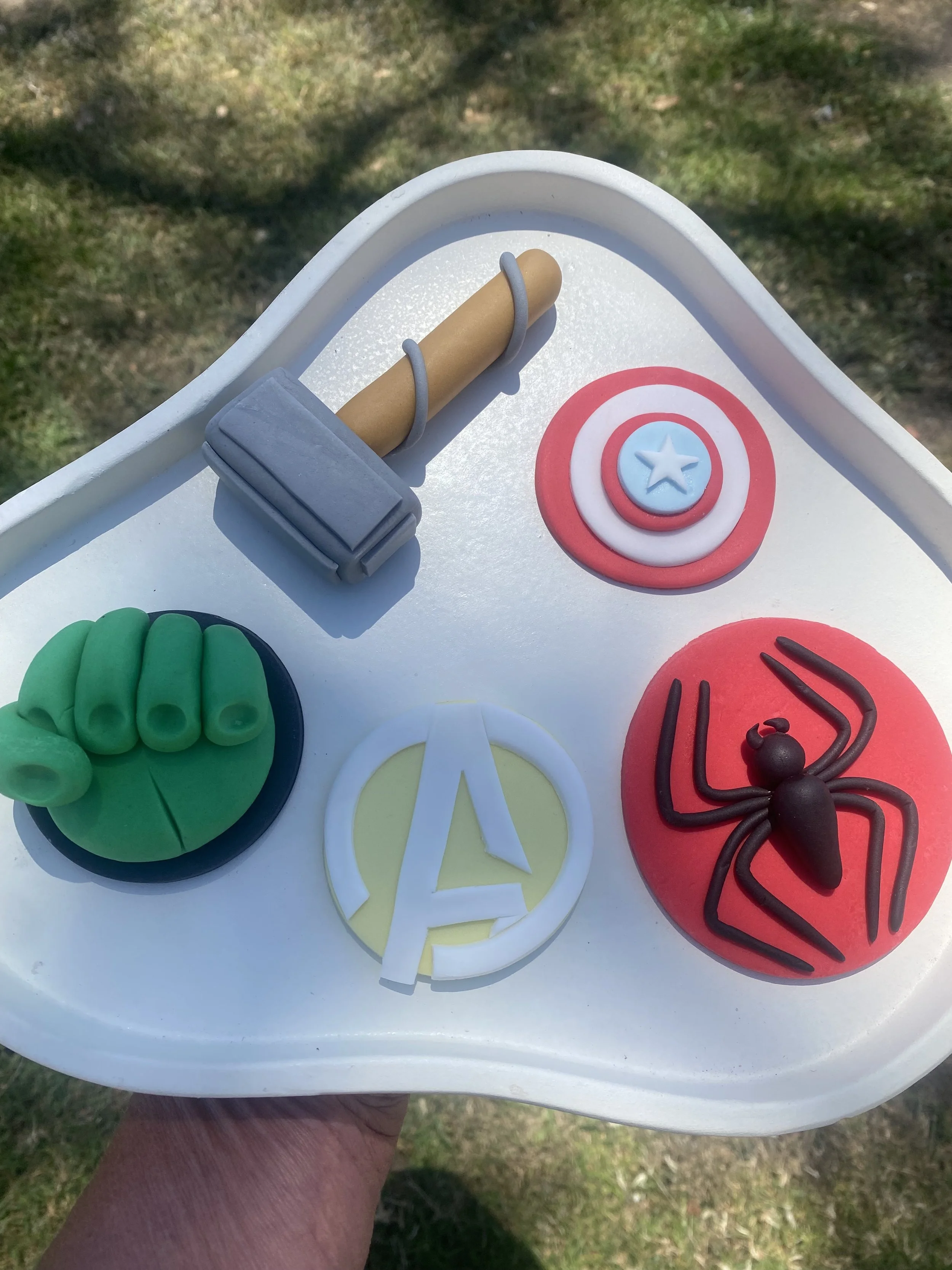 fondant superhero cake, superhero cake topper, boy birthday, superhero, hulk cake, spiderman cake, avenger cake, thor cake