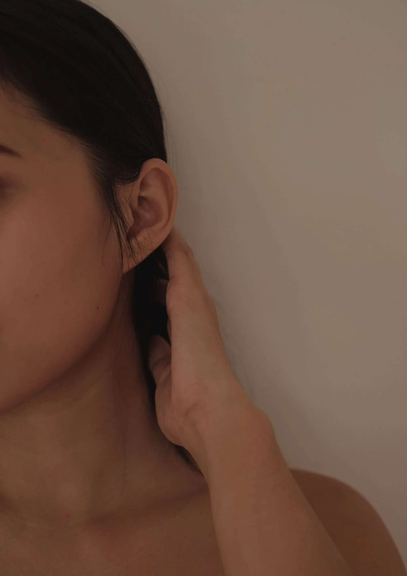 Natural Lift Facial Massage in Harlow