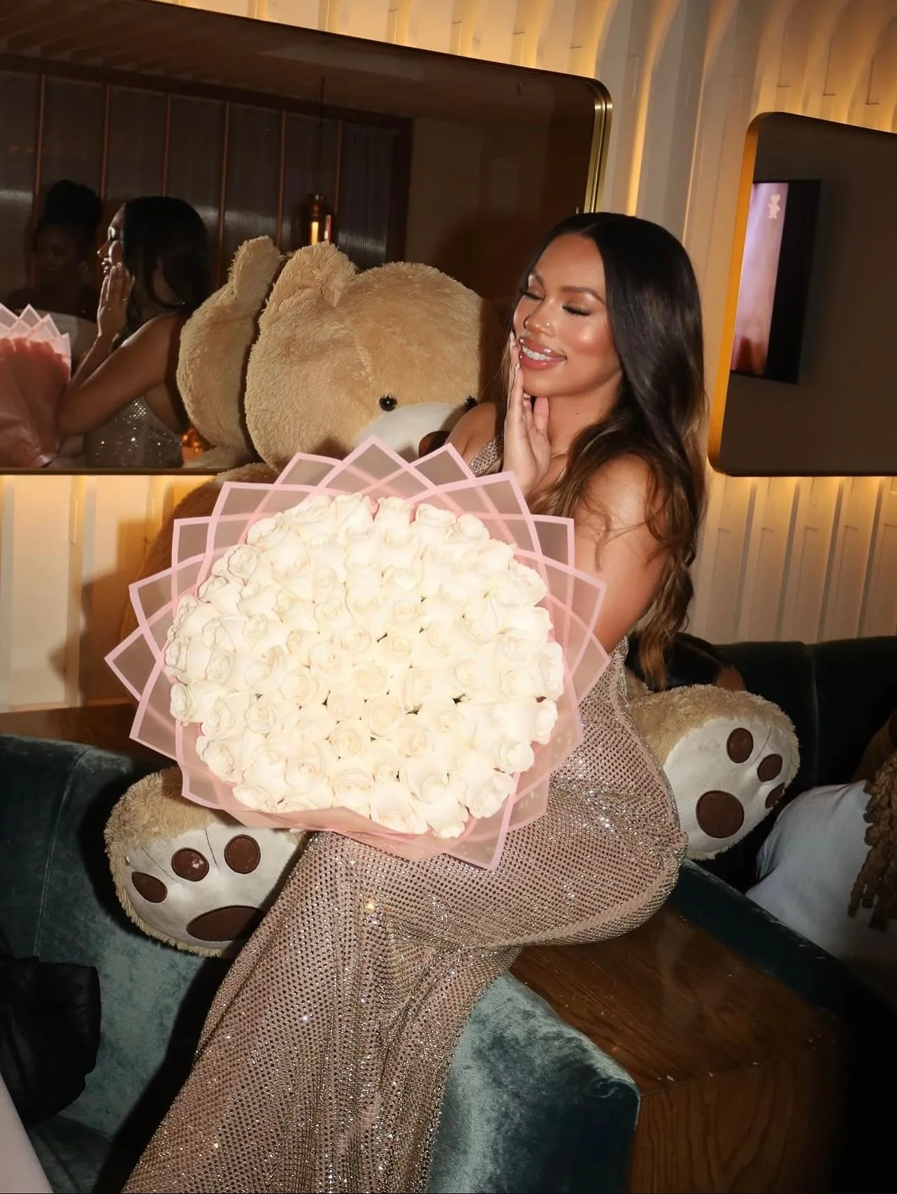 Birthdays are better at The Charlotte! Bubbles, besties and all the reasons to celebrate you 🎂🥂💖💐🧸