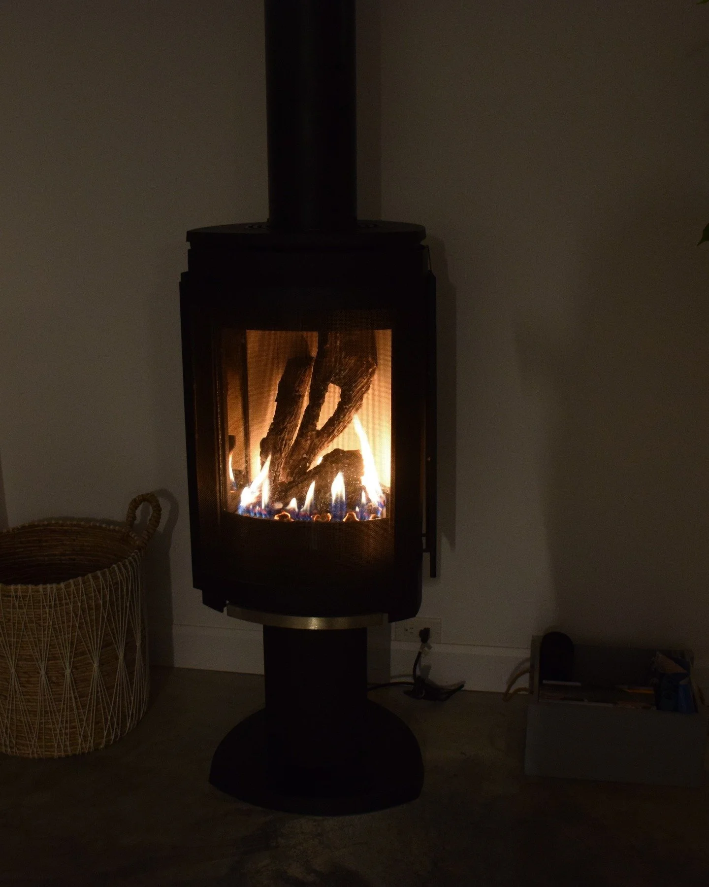 I remember my ex asking me to teach him how to love

We felt something very deep for each other. But he was stuck with desire to find a woman that would fit better society&rsquo;s beauty standards. A woman that would move him more intensely because h