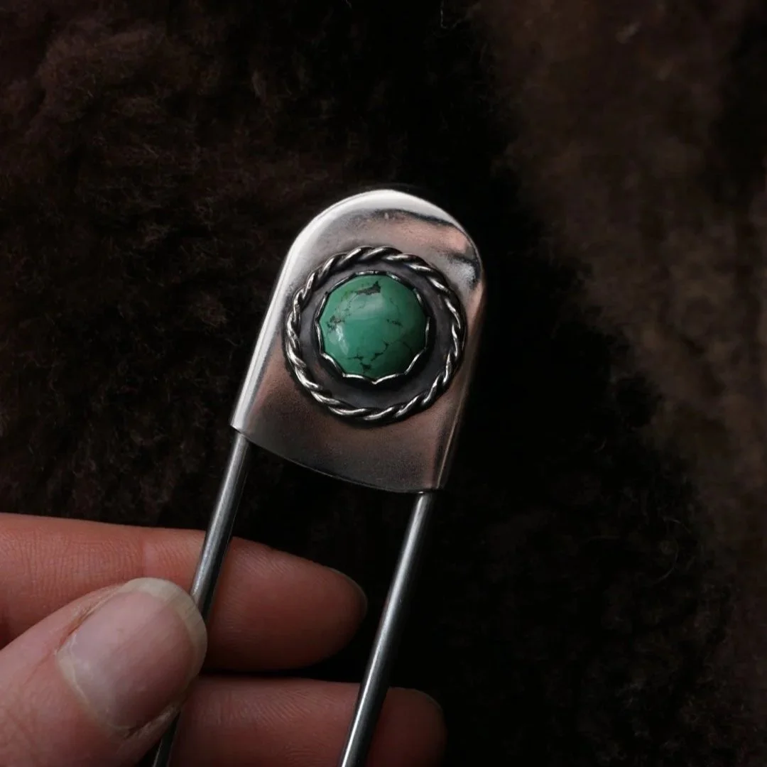 Turquoise jumbo pin