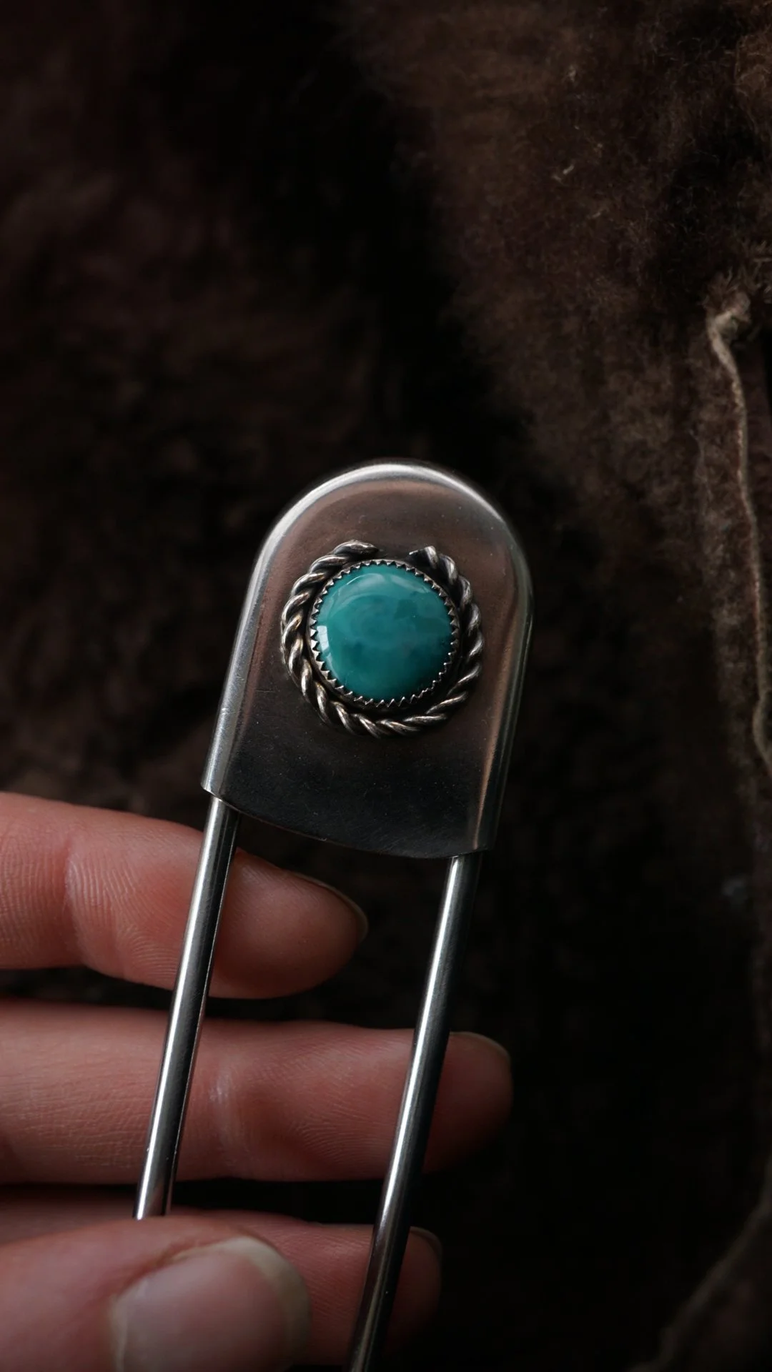 Turquoise jumbo pin