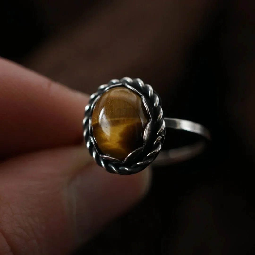 Tigers eye ring - size 9