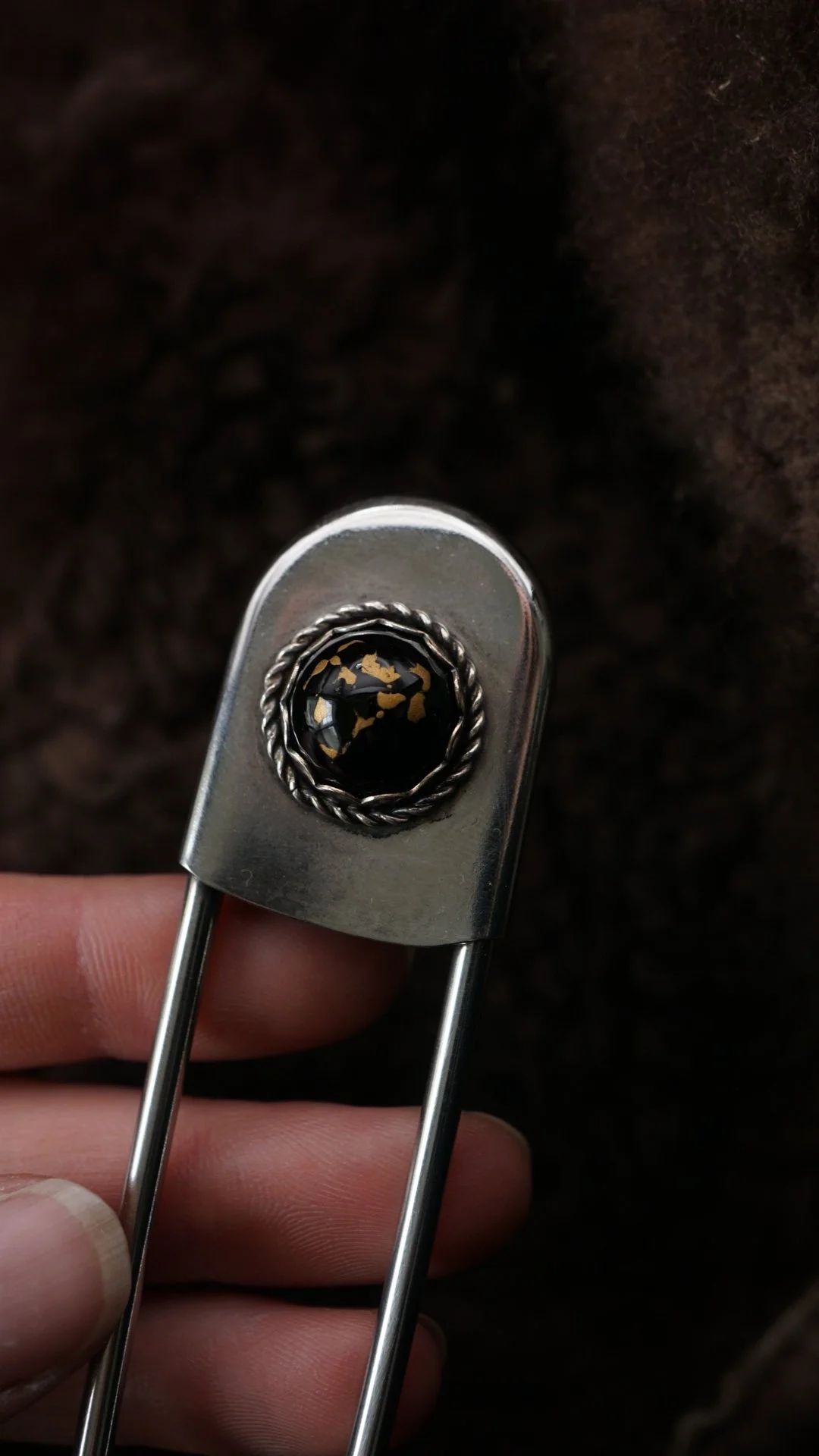 Black & gold jumbo safety pin