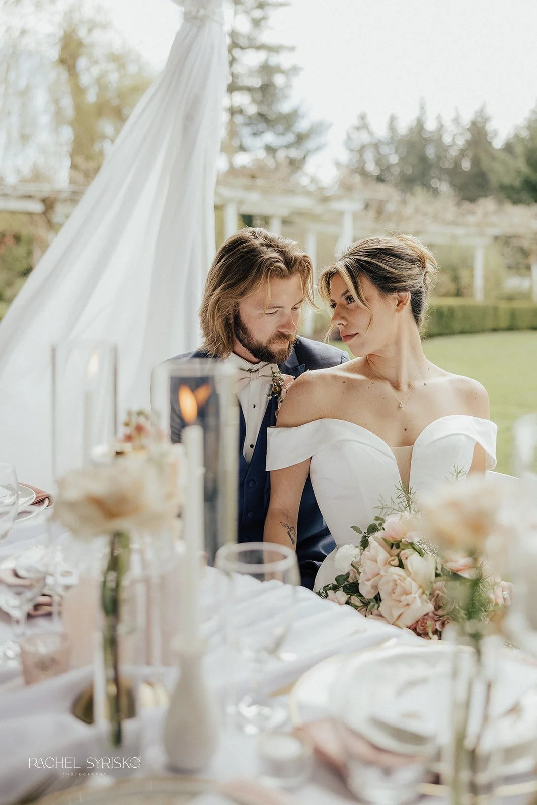 couple at guest table