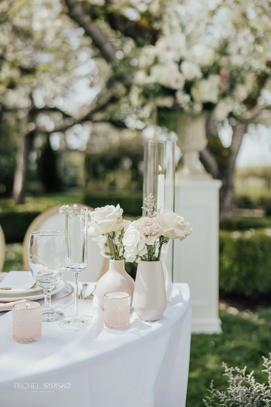 bud vases on sweetheart table