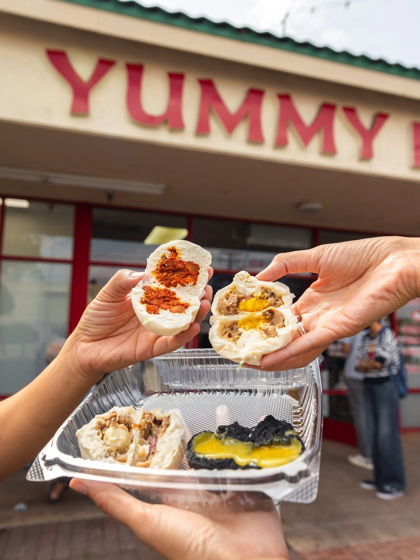 Your favorite b&aacute;nh bao is just a click away. Order now on DoorDash, Grubhub, or Toast!

#ocfood #ocfoodie #orangecounty #bakery #pastries #sweets #vietnamesedessert #vietnamese #bao