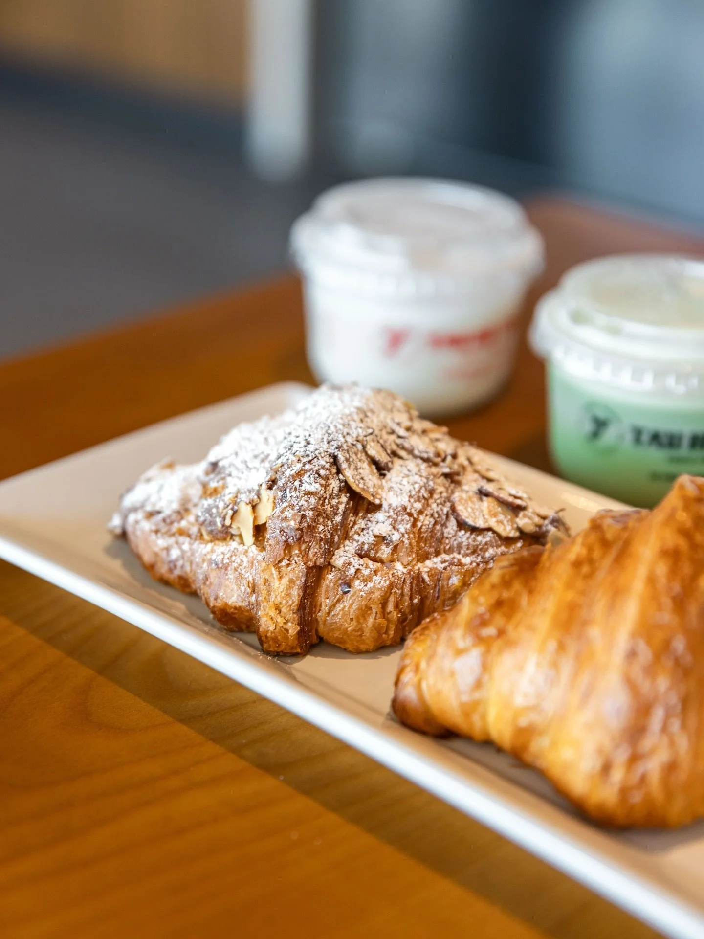 Freshly baked and made to be devoured 🥐✨

Make your holiday hosting easier (and tastier) with our B&aacute;nh Hỏi trays and B&aacute;nh Bao boxes available at Yummy Bakery! 🎉

#ocfood #ocfoodie #orangecounty #bakery #pastries #sweets #vietnamesedes