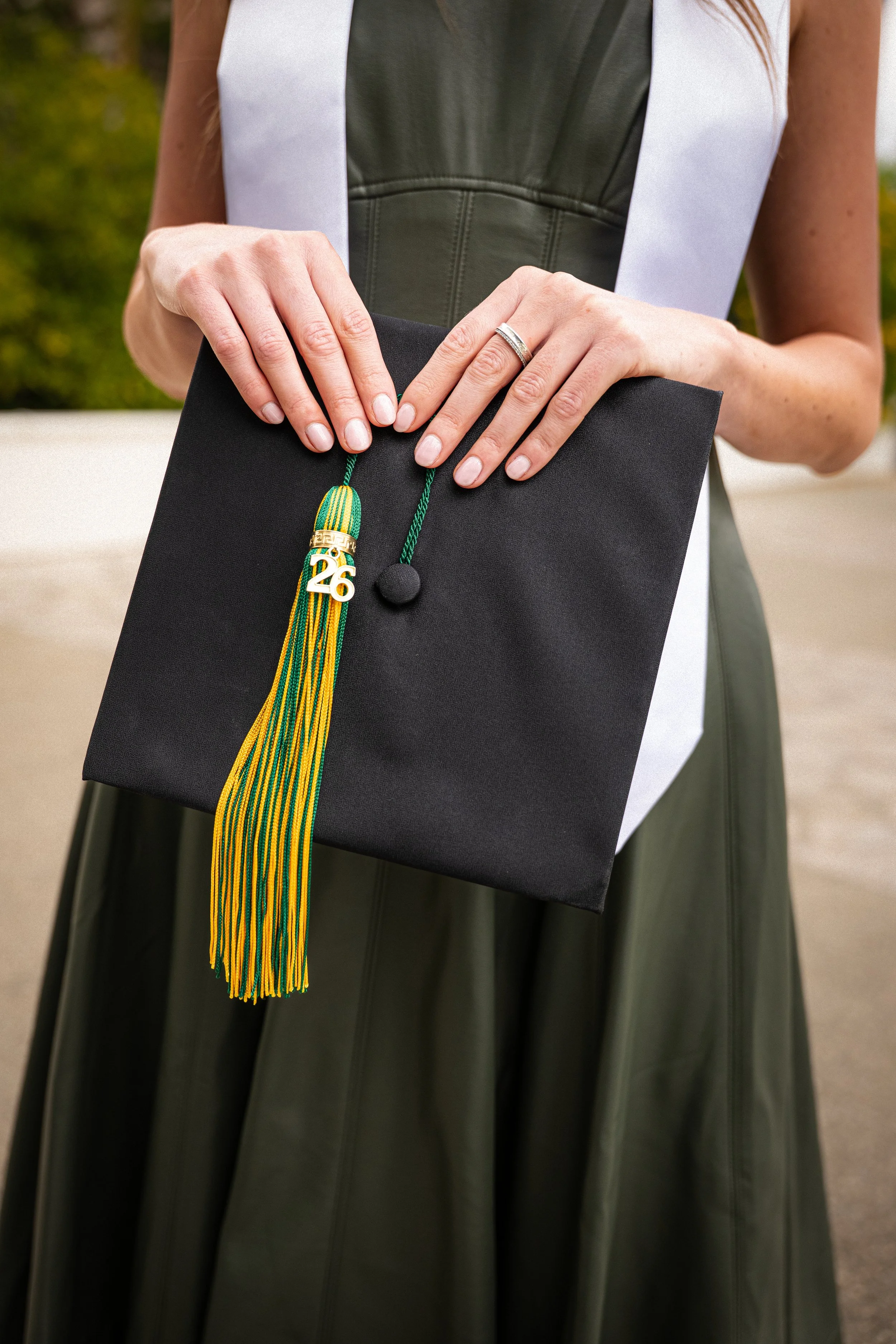 Bannah Grad-56.jpg