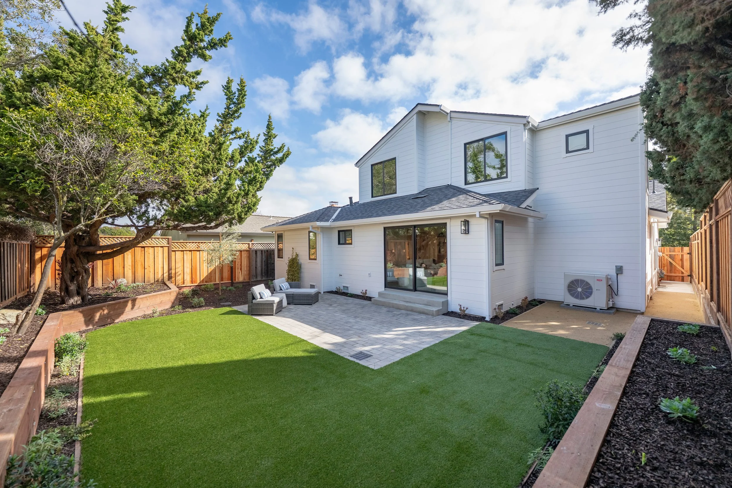 2080 Arroyo Ave San Carlos CA-print-038-037-Back Yard and Exterior-4200x2800-300dpi.jpg