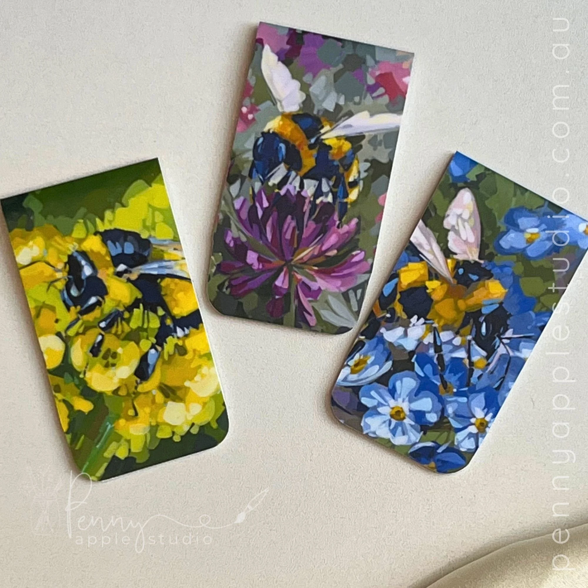 Buzzing Around – Magnetic Bookmarks (5).jpg