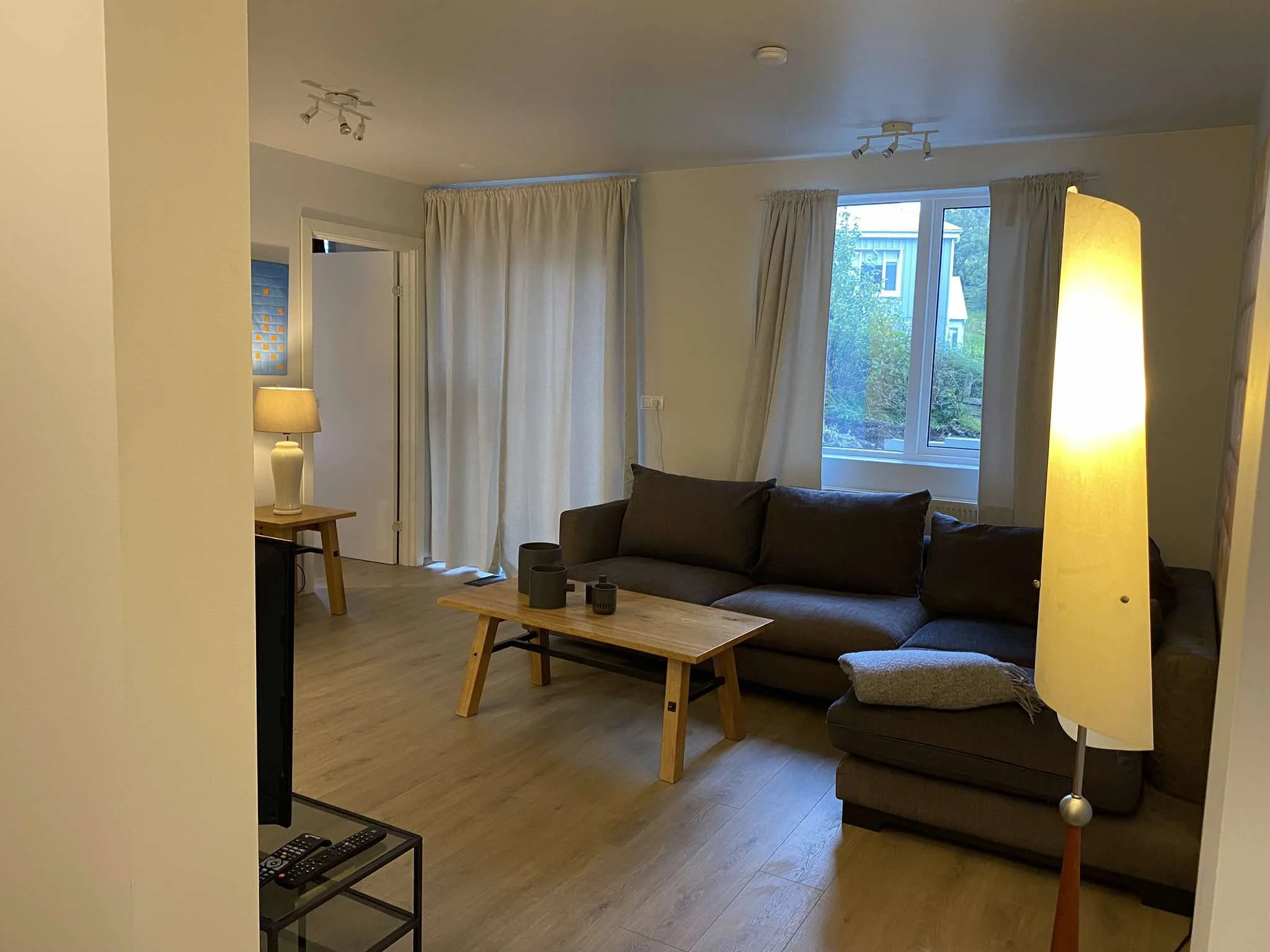ráðhús íbúð 3 stofa 3.jpg