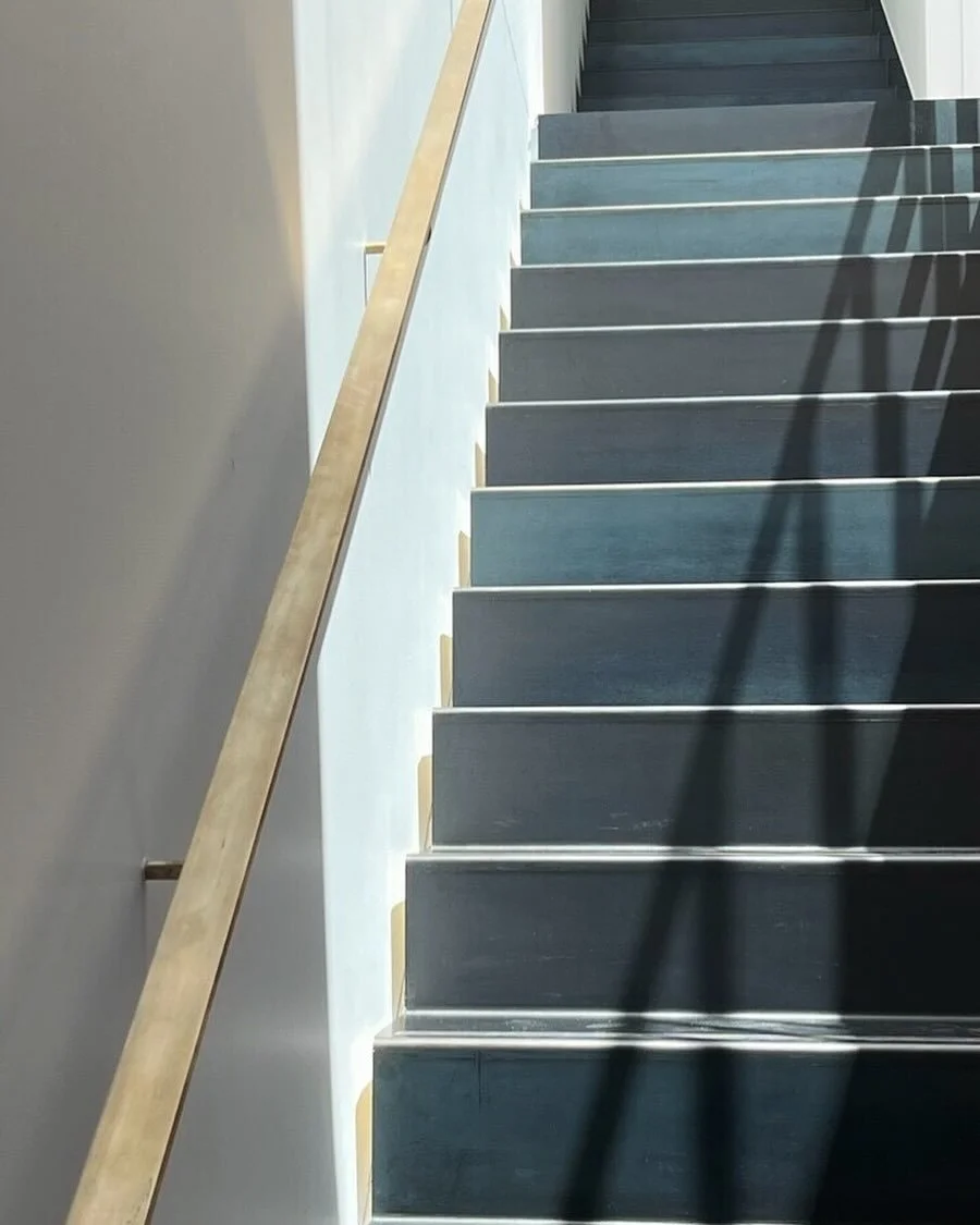 Custom folded steel stairs at Double Bay. 

@hatchconstructions 

#craftmanship #bricklaying #carpentry #building #concrete #carpentry #design #custom #alfresco #hardwood #timber #bench #construction #city #architecture #building #formwork #renovatio