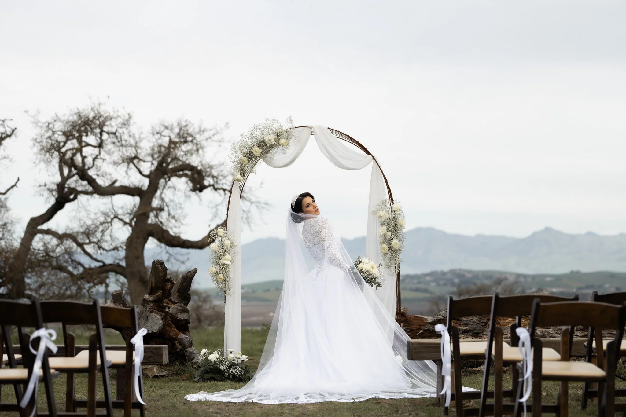aldo bride arch field ceremony high res.jpg