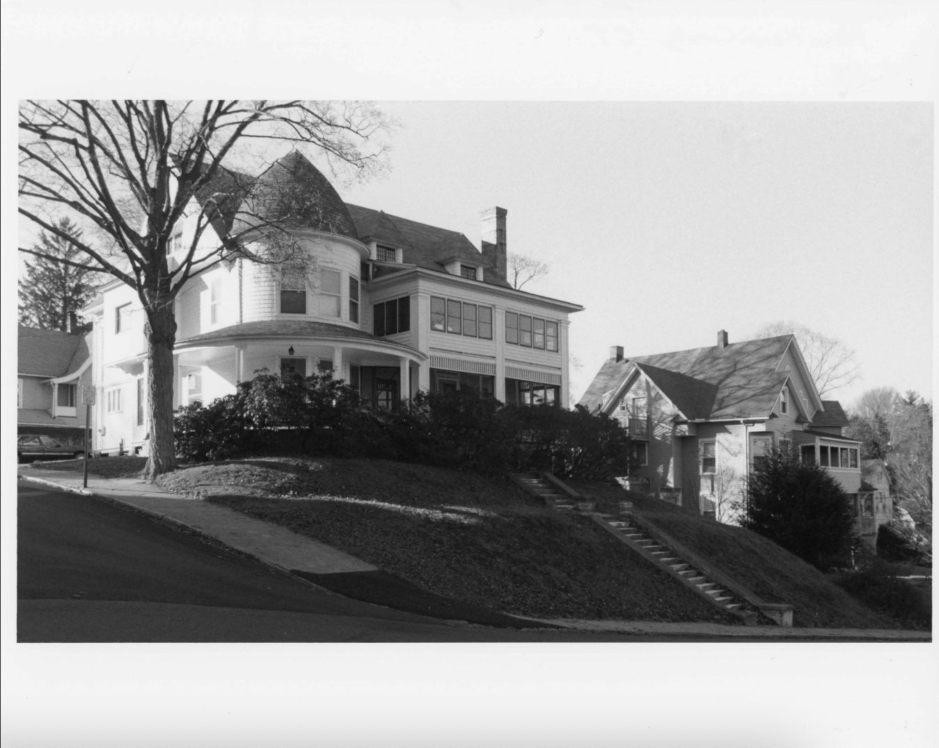 William J. Neary House & Richard Freeman House
Photographer: Cunningham Preservation Associates, LLC Date: 7/98 to 11/98