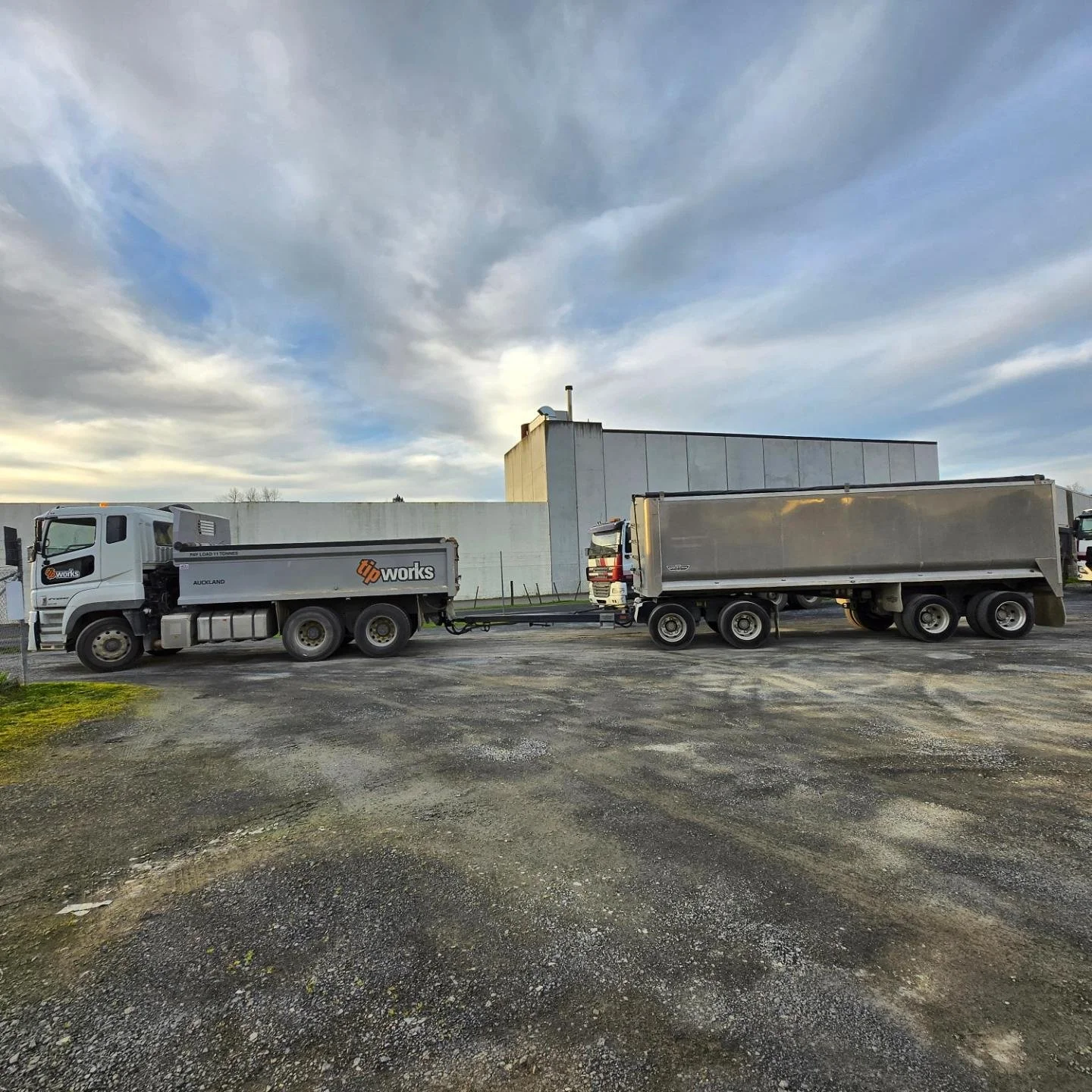 Built for the toughest jobs. Our tippers never back down.