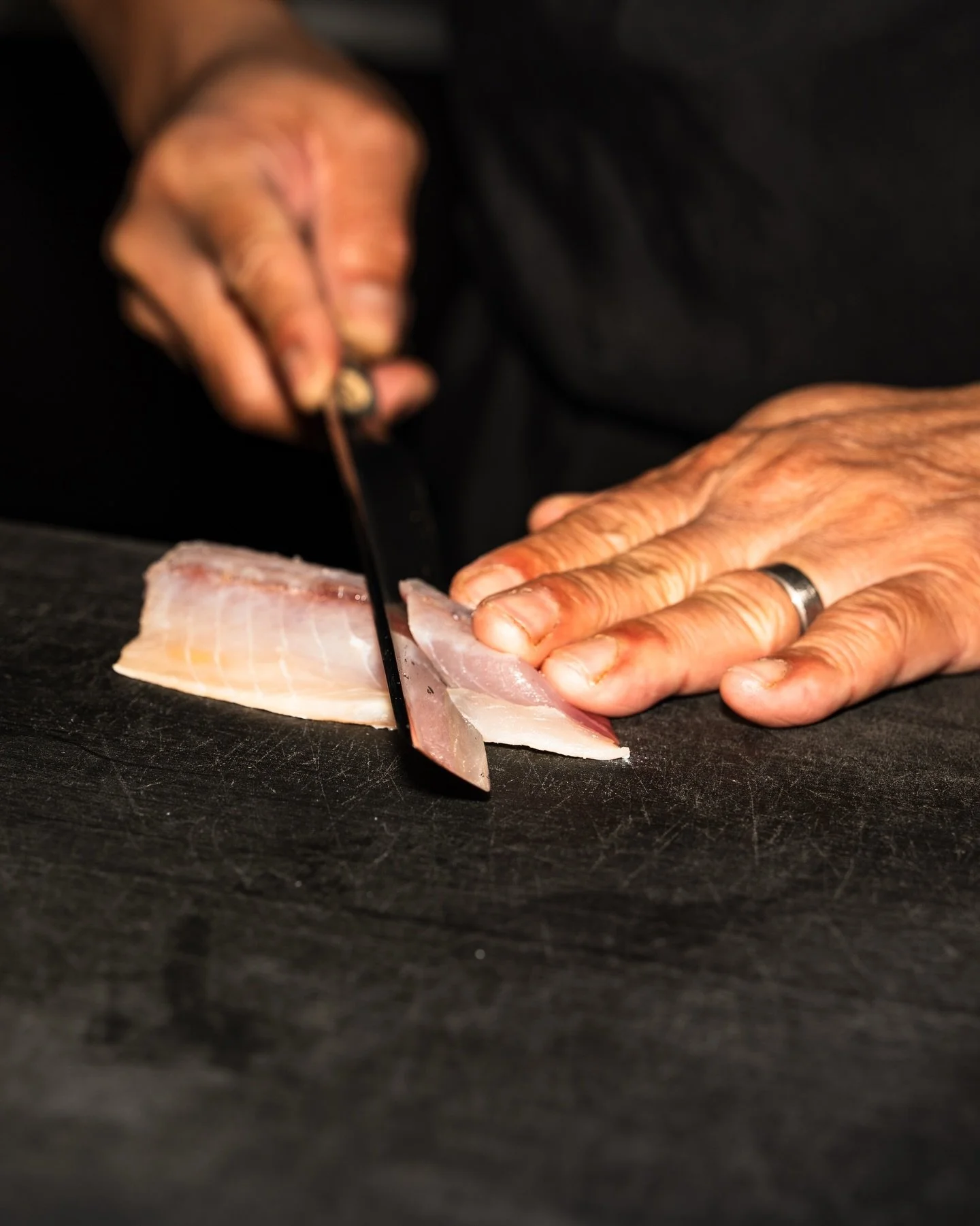 The cut defines everything.
Texture. Balance. Intention.

#HaruOmakase #OmakaseExperience #SushiCraft #JapaneseCuisine #columbusdining