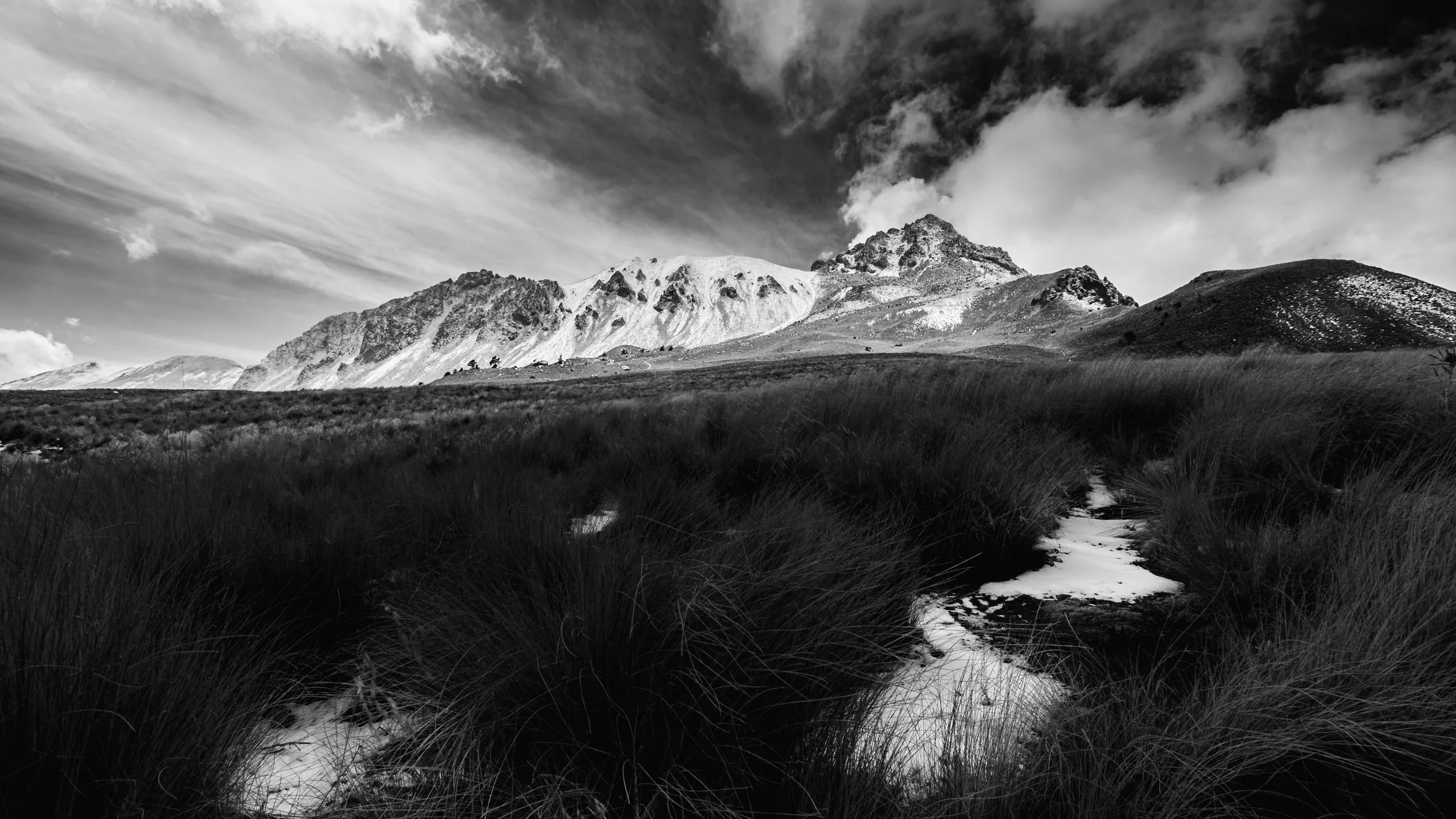 nevado-toluca-blanco-negro-fotografia-paisaje.jpg