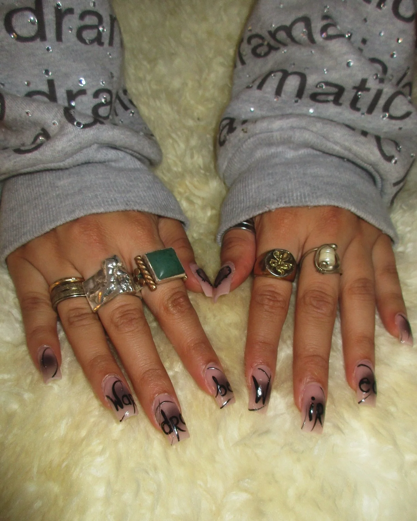 All in the nail details 💅 &mdash; because when you&rsquo;re wired, you show it head to toe.

#WardrobeWired #StayInTheWired #WardrobeWired
#PlugIntoTheLook
#StayInTheWire
#WiredByUs
#FreshSetEnergy
#ItGirlAesthetic
#StylePluggedIn
#NailInspo
#MainCh