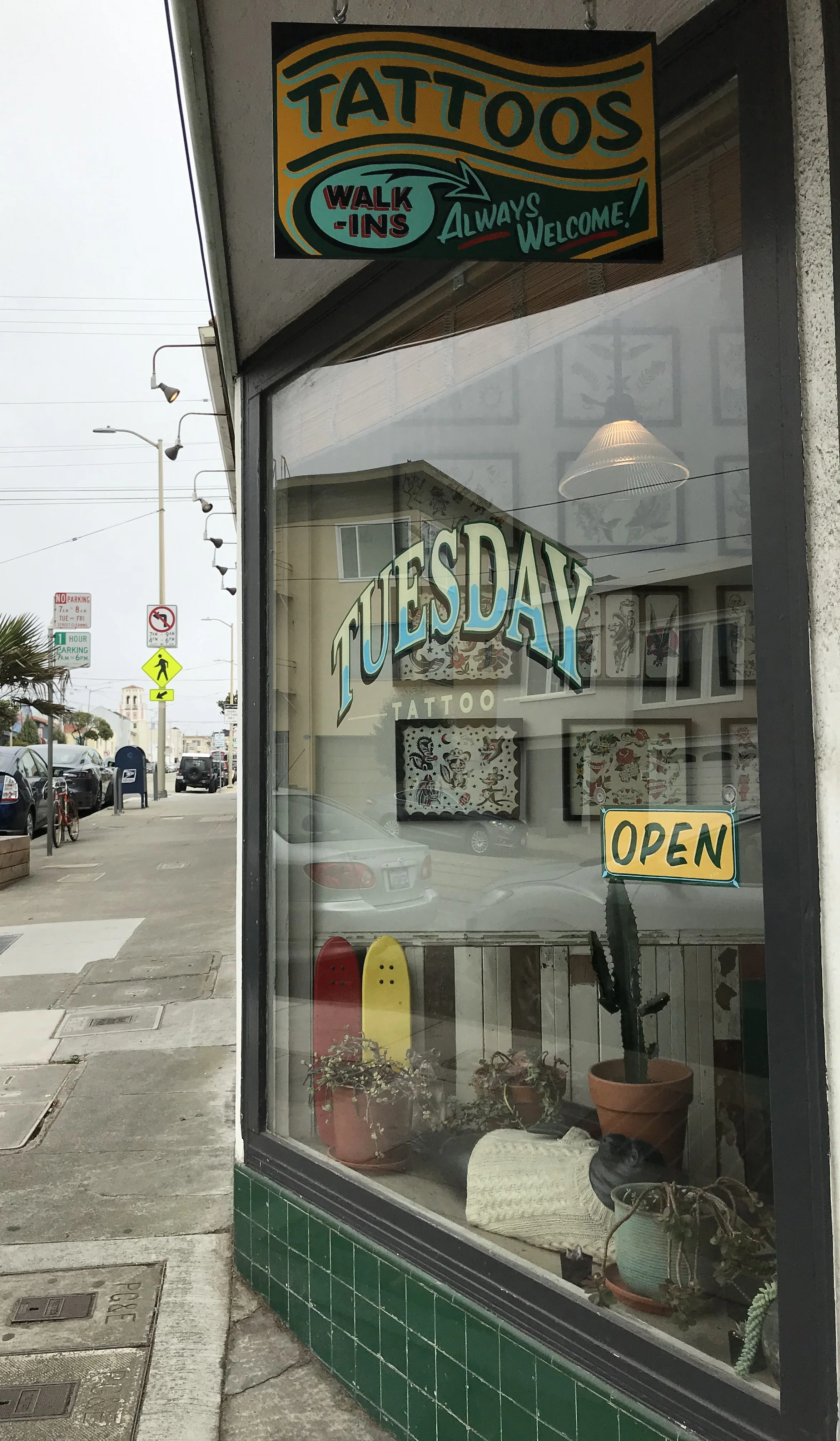 SIGN_TUESDAY_STOREFRONT.JPG