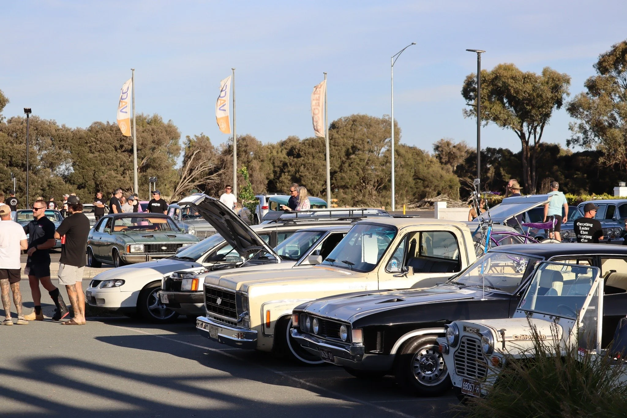🔥FRIDAY NIGHT 😍

A cracking turn out for the first North East Custom And Restored CARPARK MEET @ MOVE - many of our local favorites were on display plus multiple unseen new builds rolled out for the first time !!

💥Stay tuned for the next installm