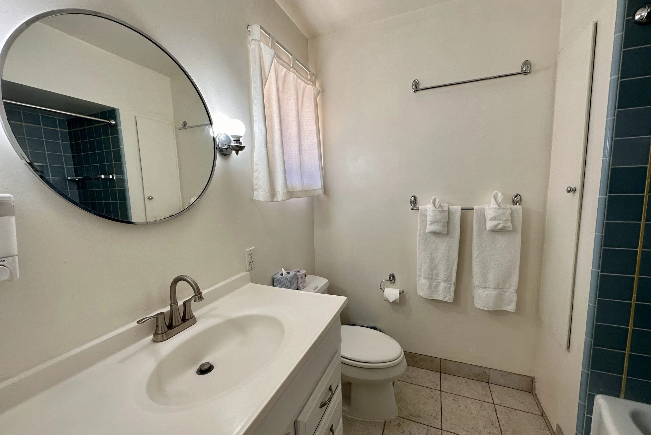 Bella-Vista-Bathroom-scaled-e1698808072741.jpg