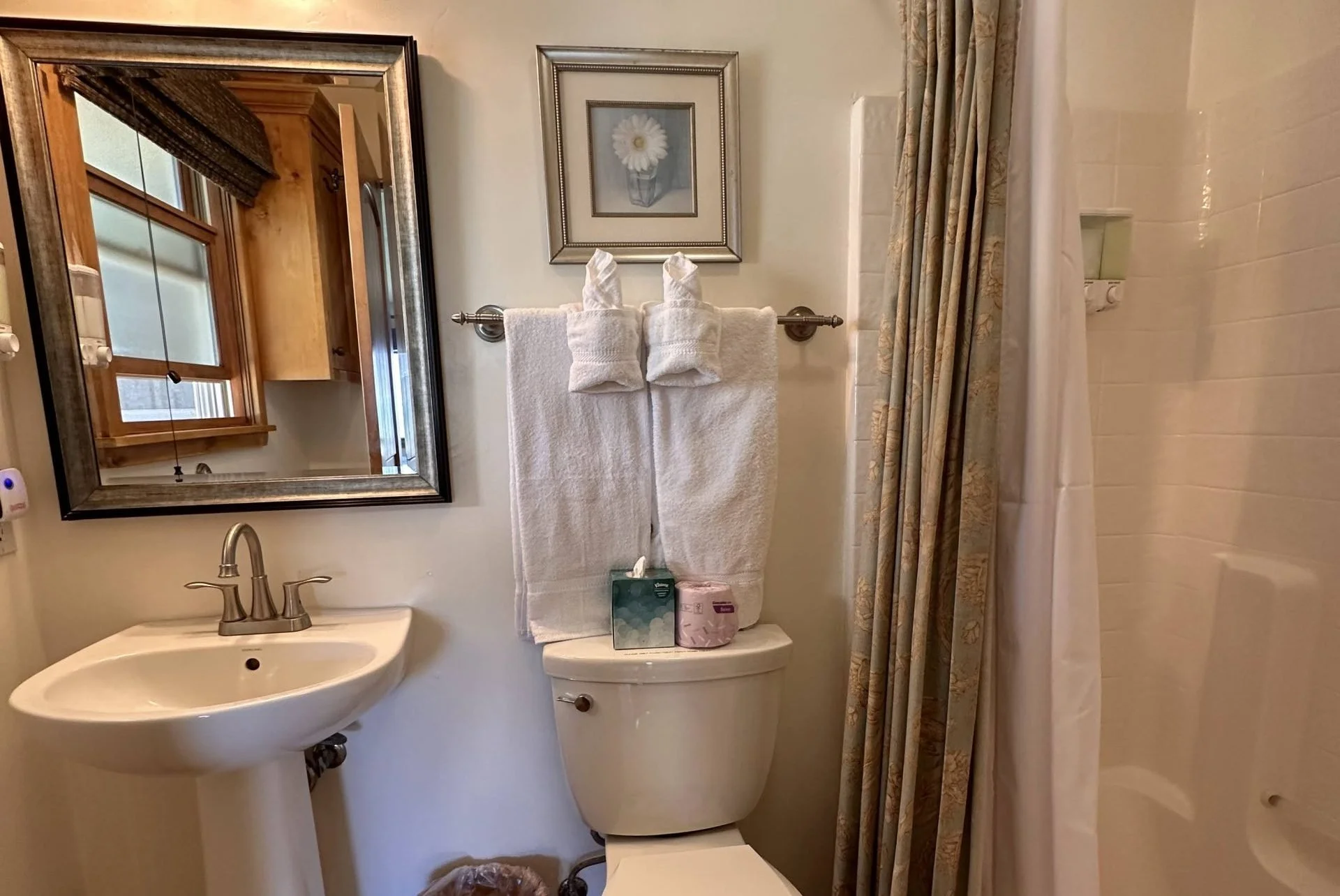 Sky-Suite-scaled-e1698808211957.jpg
